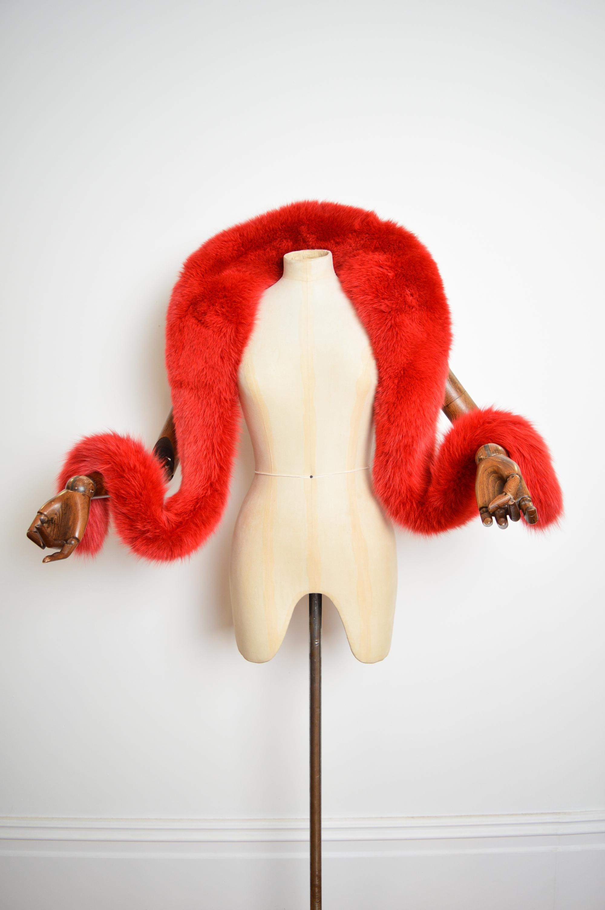 Scarlet Red Huge Plush Vintage French Fox Fur Stole Boa - Scarf For Sale 3