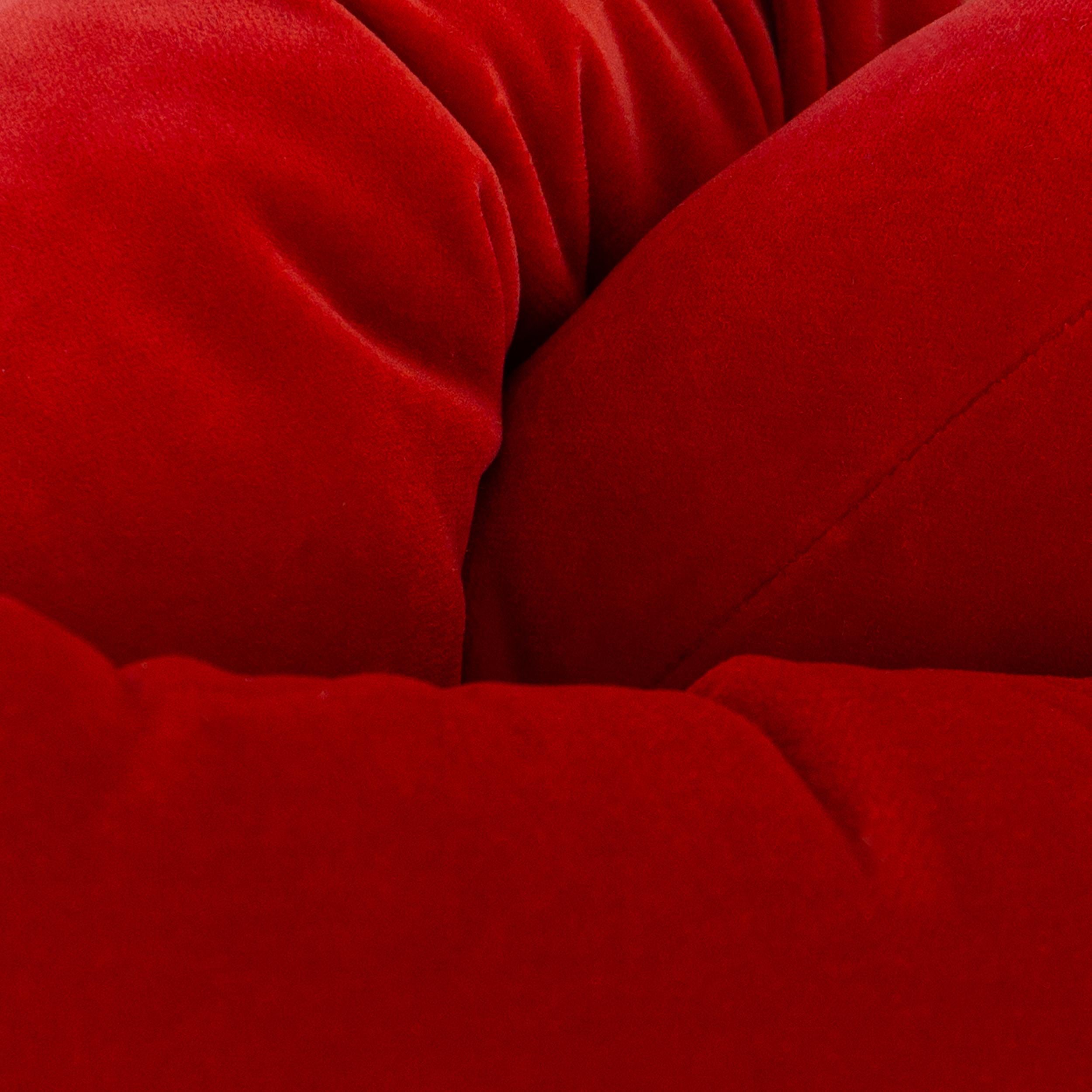 Velours Coussin lombaire en velours rouge écarlate à nœuds bretzels  en vente