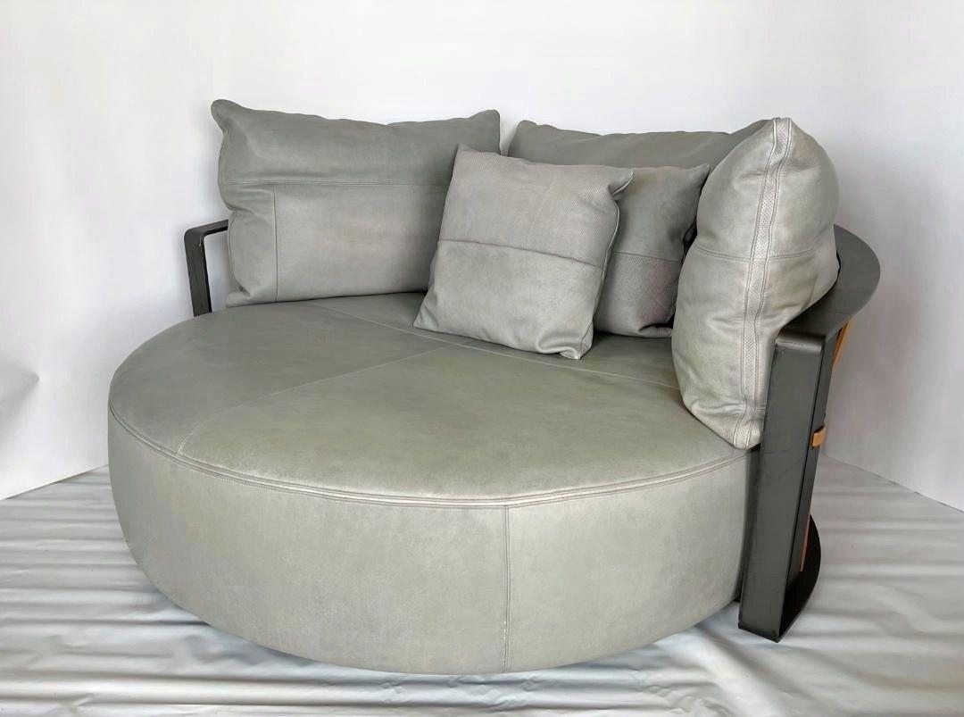 Moderne Chaise Scarlett Poltrona Frau conçue par Jean-Marie Massaud en vente