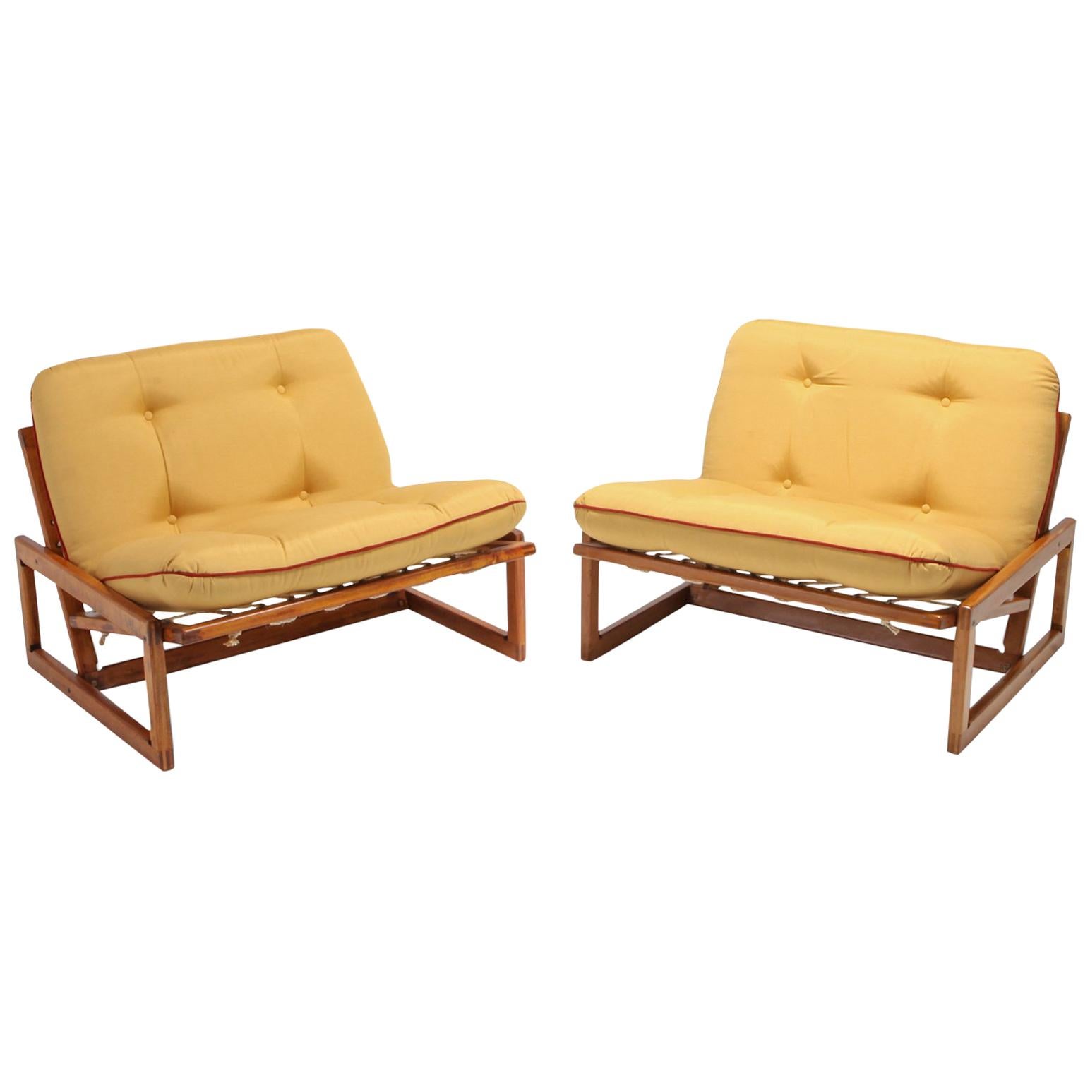 Carlotta lounge chairs by Afra & Tobia Scarpa for Cassina.
Cassina manufactured these in the 1960s.
So it's a very early and rare Mid-Century Modern piece.
As you can see on the markings of the chairs which dates these before 1964.




 