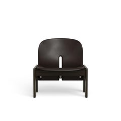 Silla Scarpa 925 de madera y piel de Afra y Tobia Scarpa
