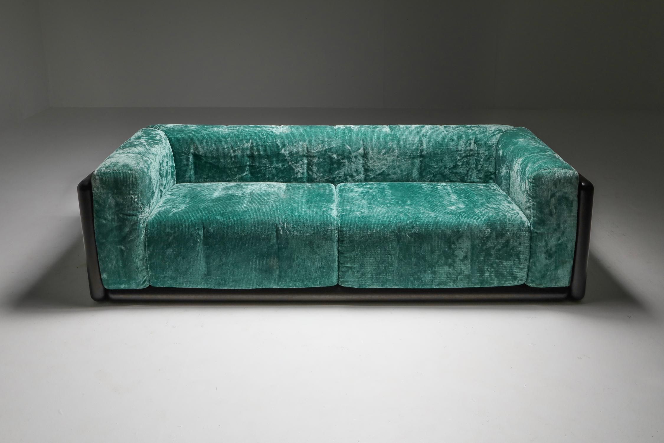 Italian Scarpa 'Cornaro' Sofa