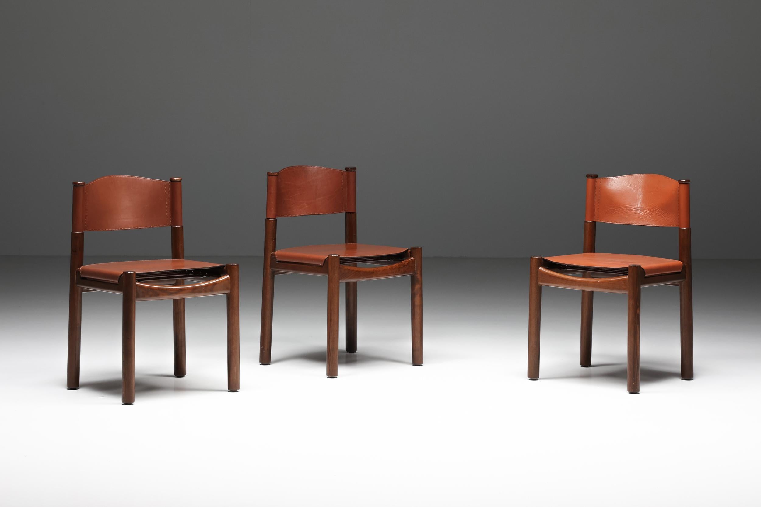 Rustic; Mid-Century Modern; Scarpa; Walnut; Leather; Dining chairs; 1950's; Italian design; Italian craftmanship; Organic details; Modern interior; 

Scarpa-inspired walnut & leather dining chairs made in Italy in the 1950s. Remarkable organic