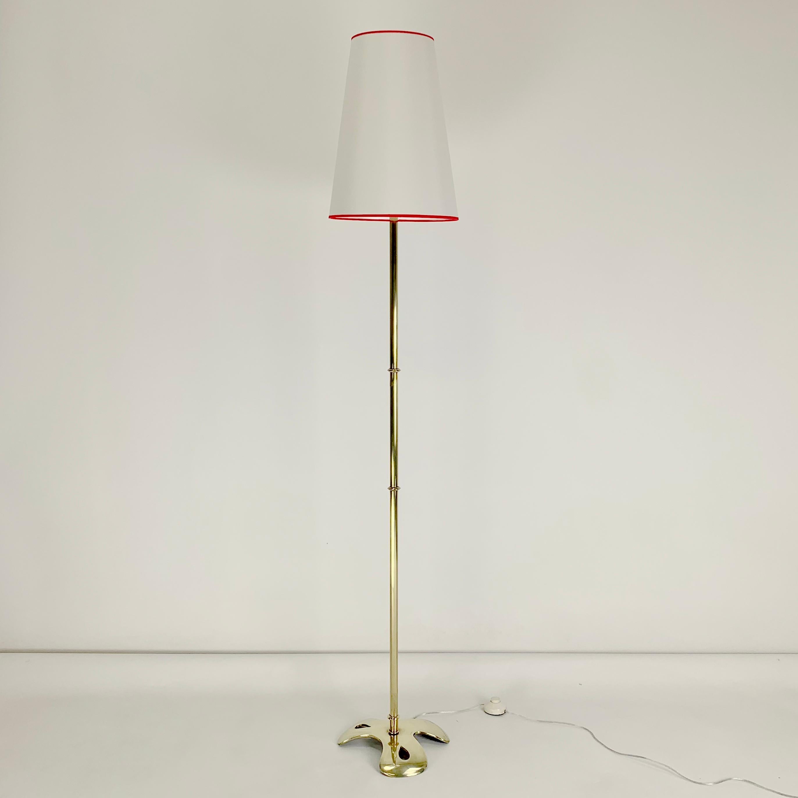 Mid-Century Modern Scarpa Signed Mid-Century Brass Floor Lamp, circa 1960, France. For Sale