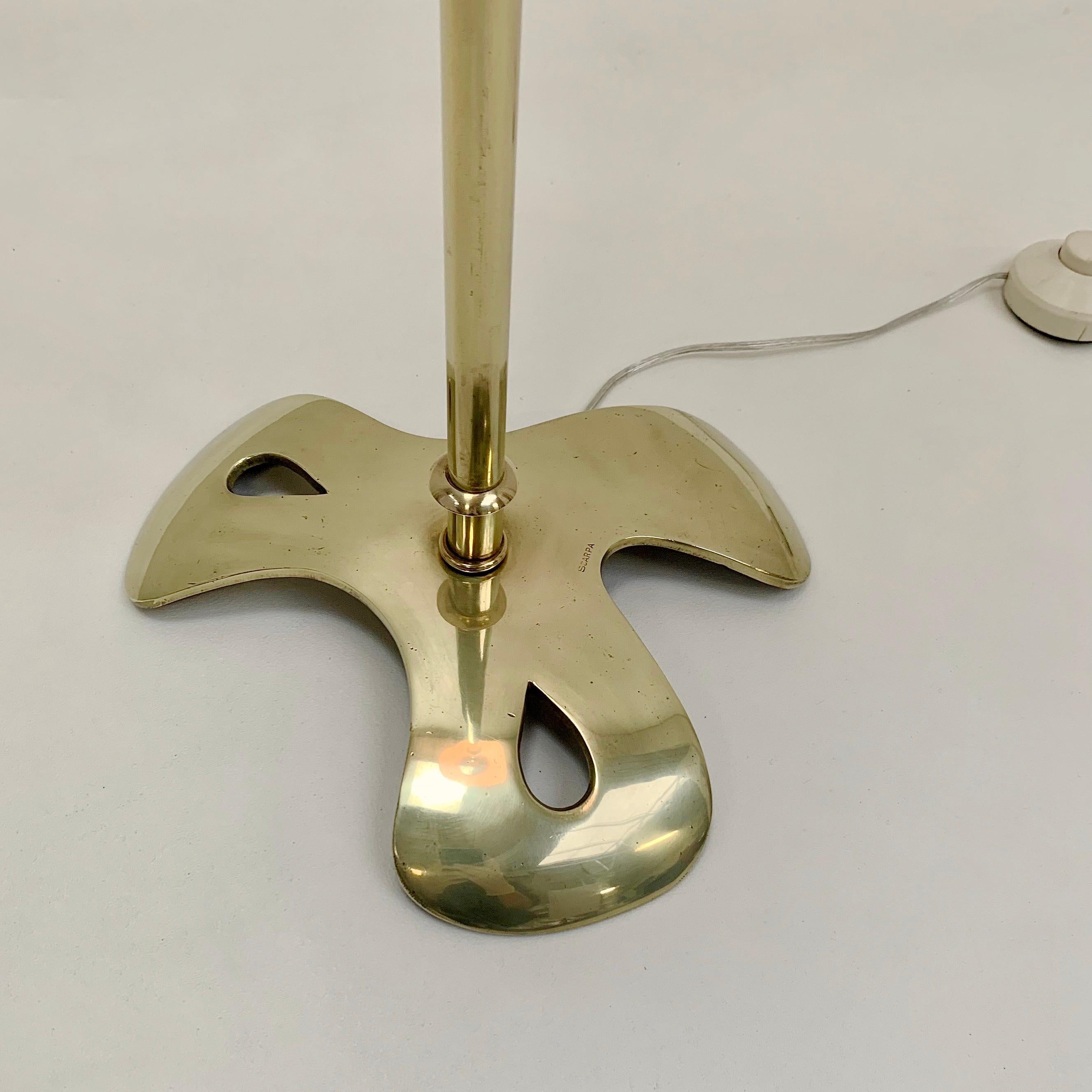 Polished Scarpa Signed Mid-Century Brass Floor Lamp, circa 1960, France. For Sale