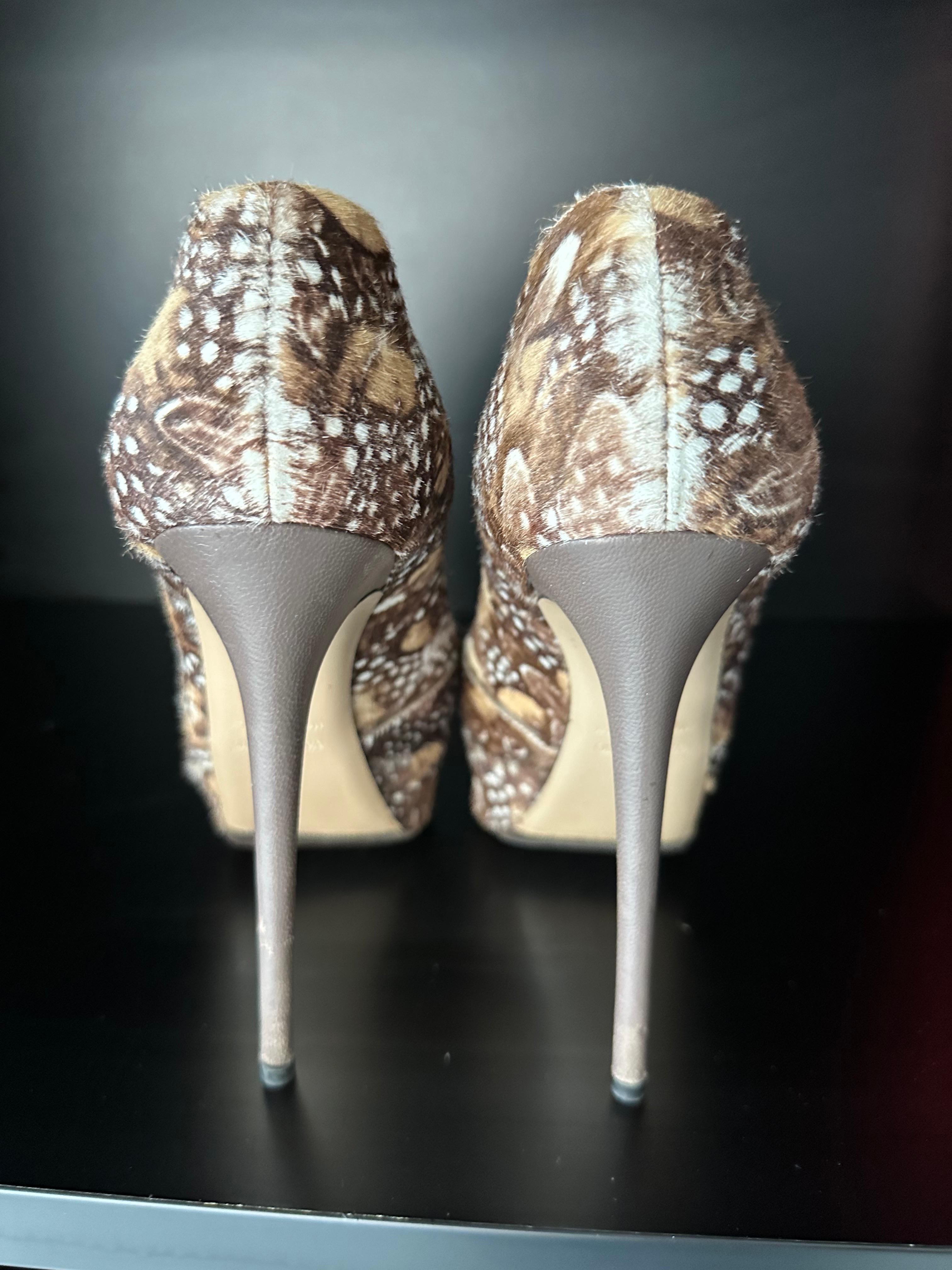 da uomo o donna Scarpe Valentino Garavani in cavallino