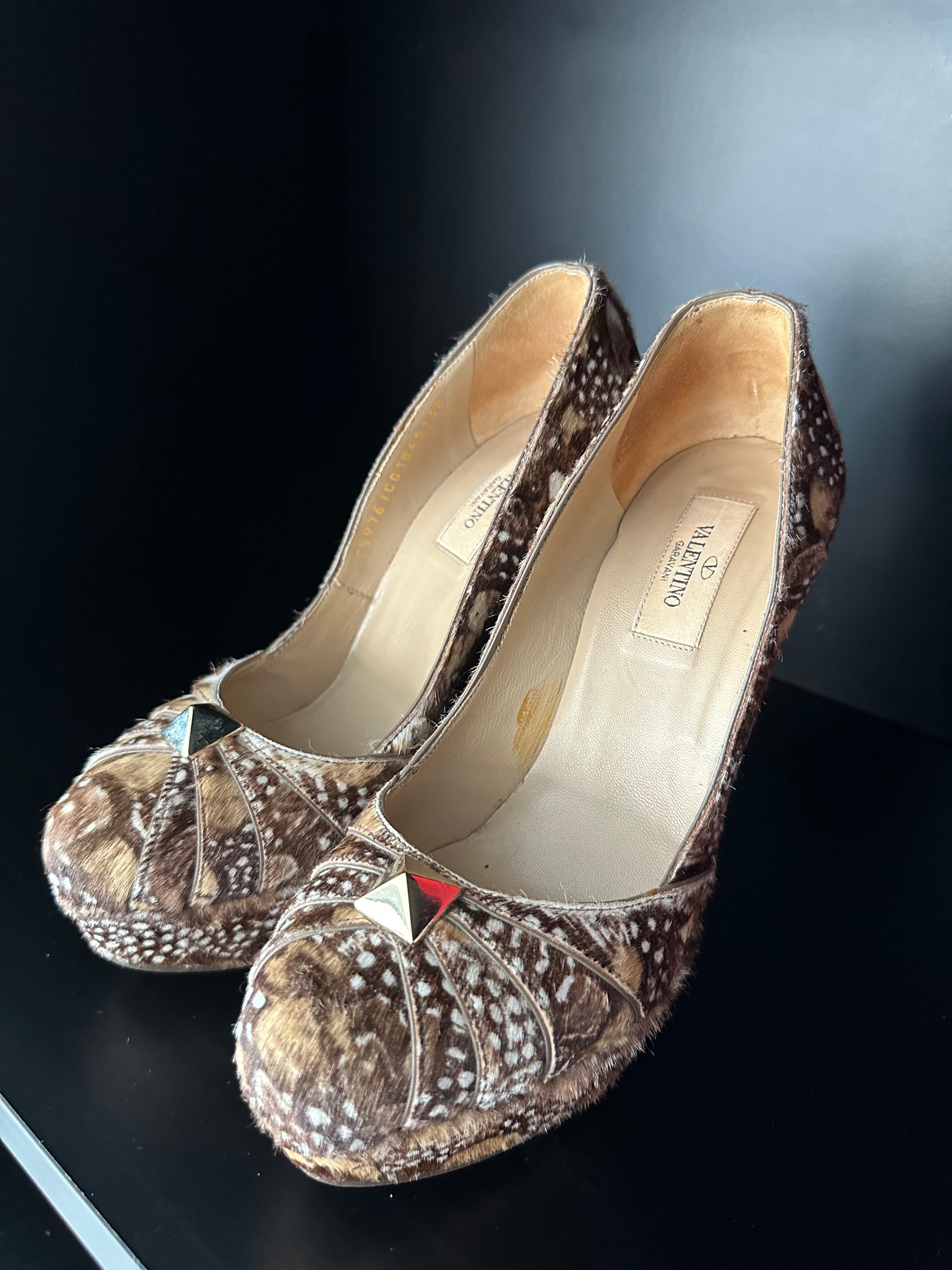 Scarpe Valentino Garavani in cavallino For Sale 2