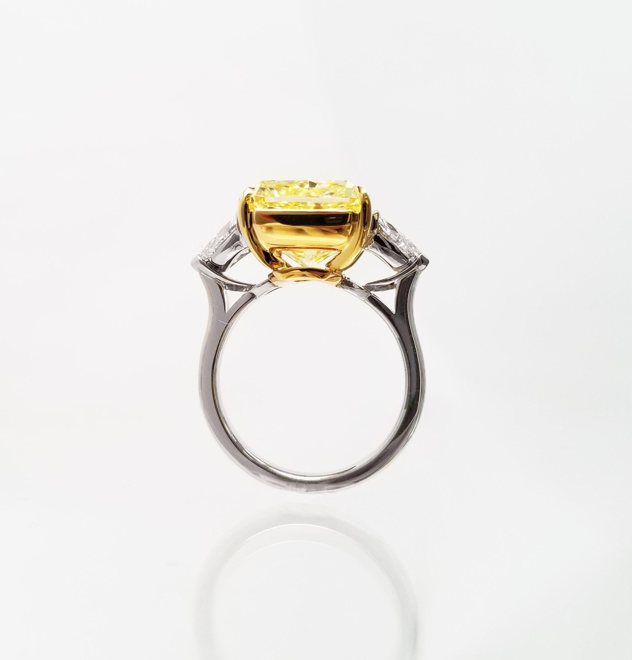 Scarselli 10 Carat Fancy Intense Yellow Diamond Engagement Ring In New Condition In New York, NY