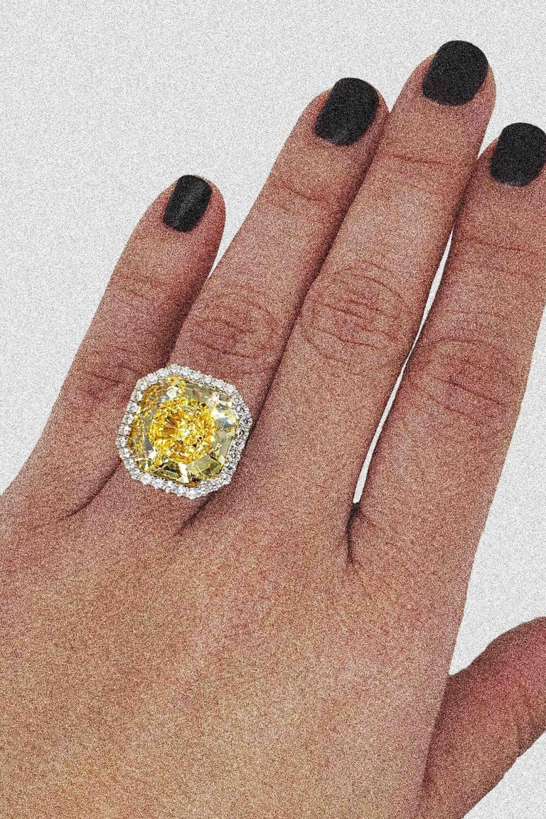 Scarselli 15 Carat Fancy Intense Yellow Diamond Ring Internally Flawless  GIA For Sale at 1stDibs | 15 carat yellow diamond ring, 15 carat diamond  price, yellow diamond for sale