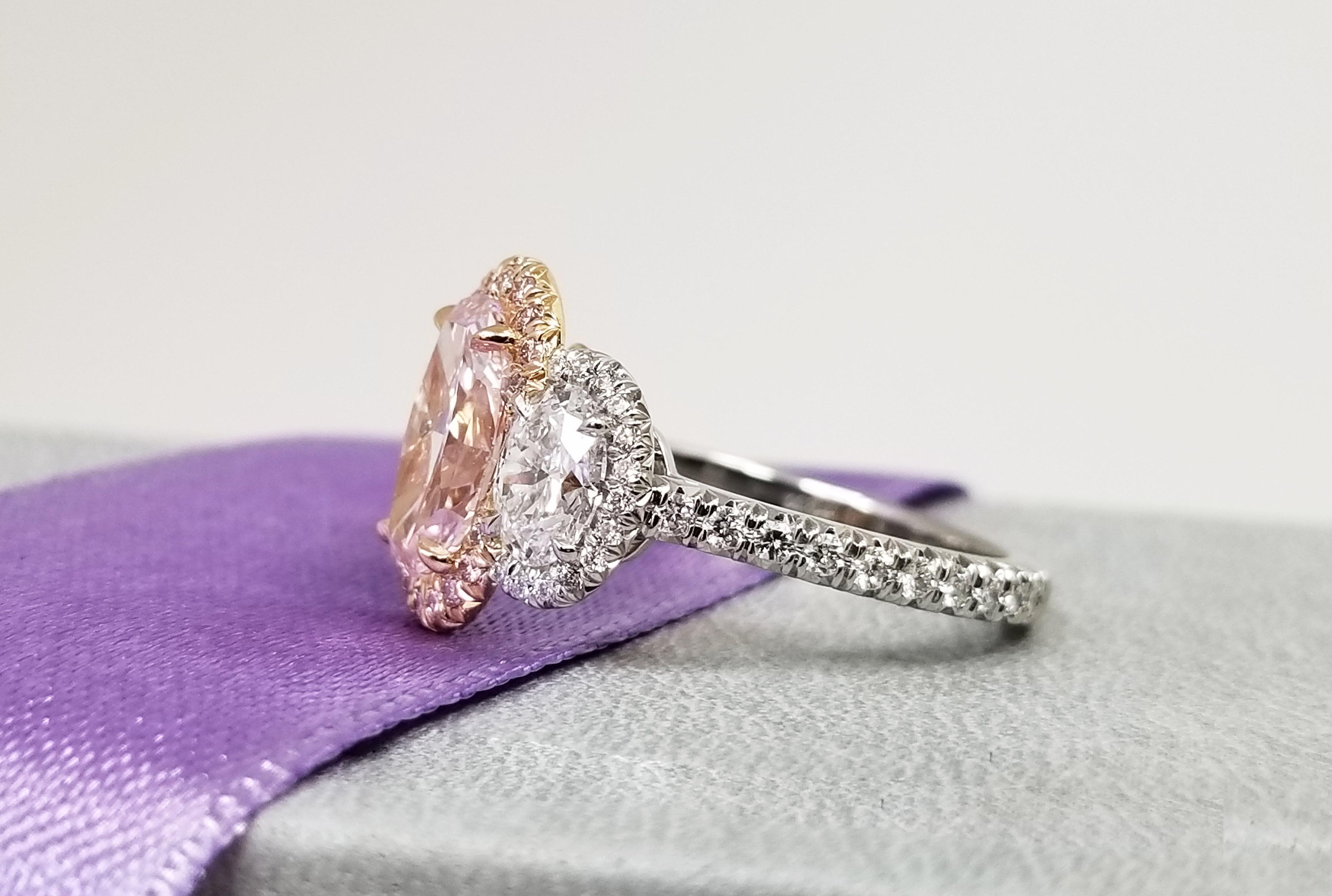 Contemporary Scarselli 1.50 Carat Fancy Pink Oval Diamond Ring in Platinum and 18 Karat Gold