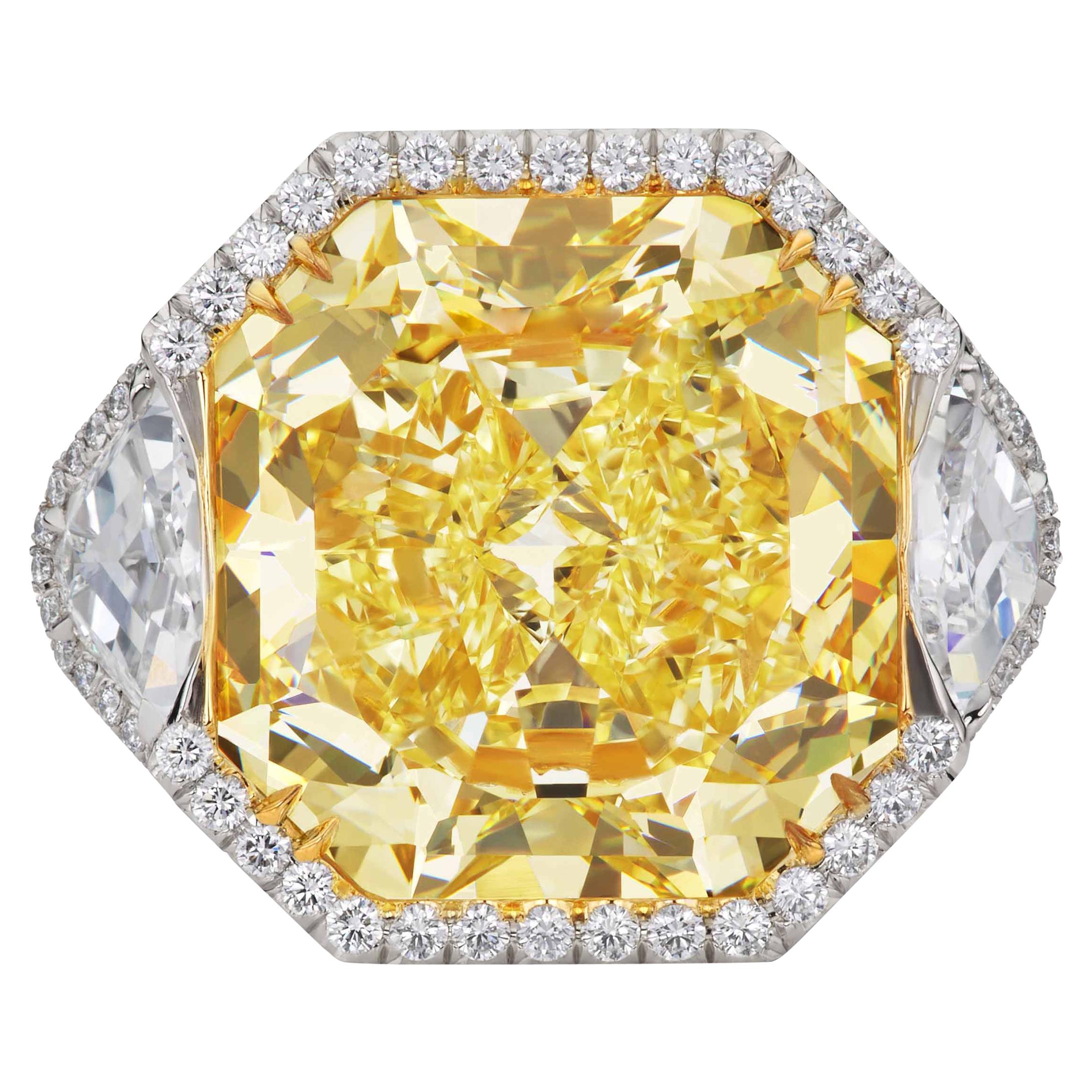 SCARSELLI 20 Carat Fancy Vivid Yellow Natural Diamond Ring GIA