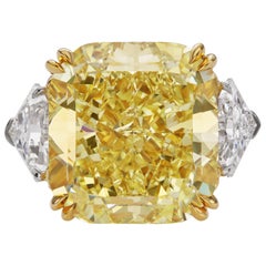 Scarselli 22 Carat Fancy Intense Yellow Diamond GIA in a Platinum Ring