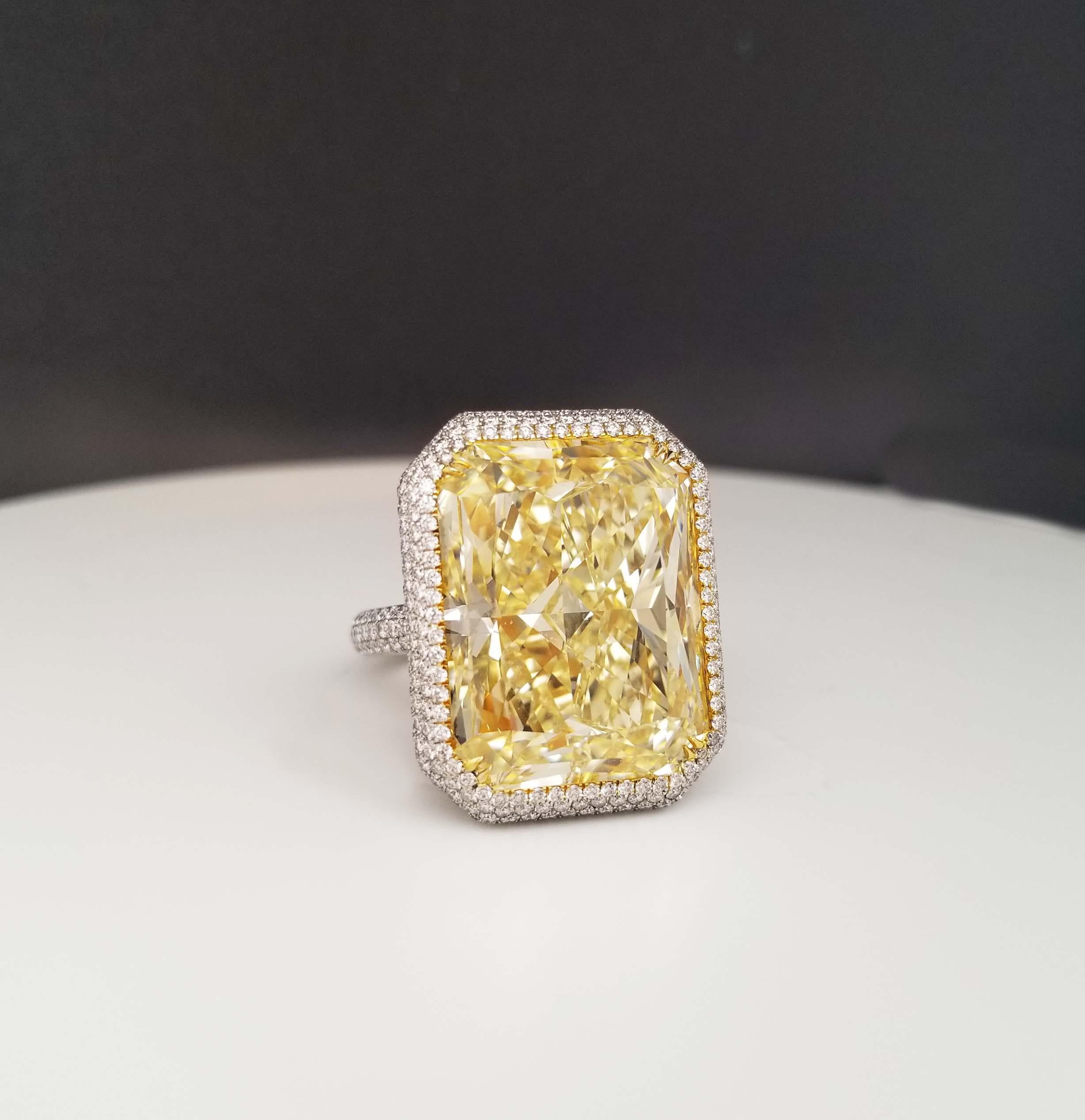 Radiant Cut Scarselli 31 Carat Natural Fancy Yellow Diamond Ring VS1 Clarity in Platinum GIA For Sale