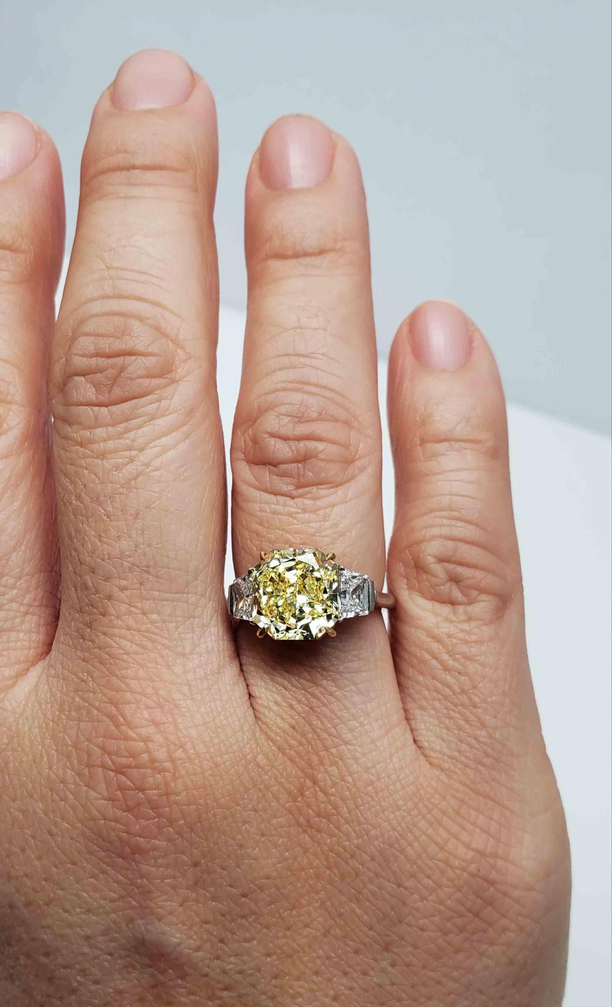 4 carat yellow diamond ring