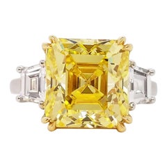 Scarselli Bague en platine avec diamants de taille émeraude jaune vif fantaisie de 6 carats
