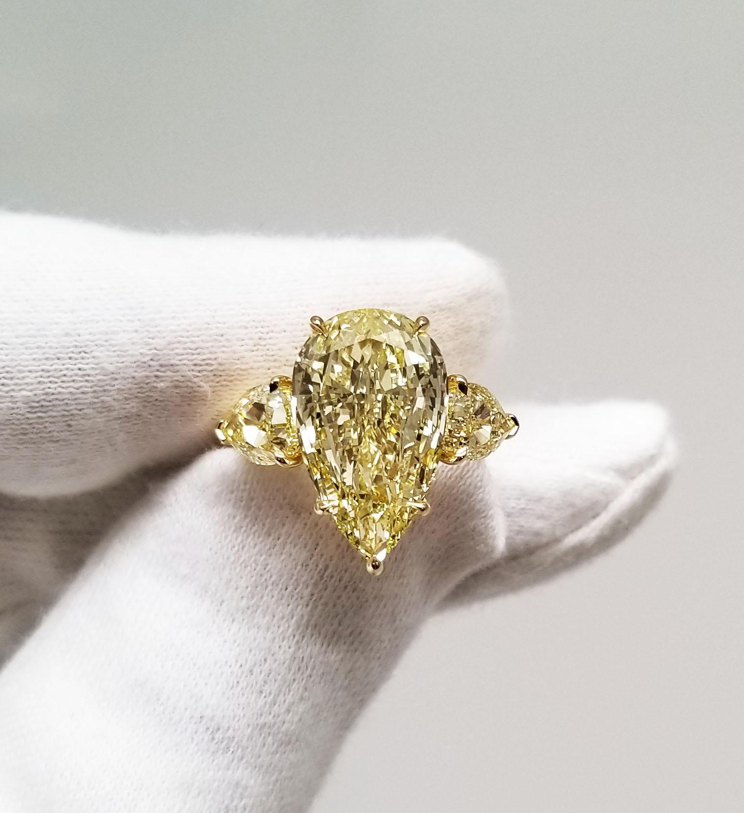 Scarselli 6 Plus Karat Ausgefallener gelber birnenförmiger Diamantring aus 18 Karat Gold im Zustand „Neu“ im Angebot in New York, NY