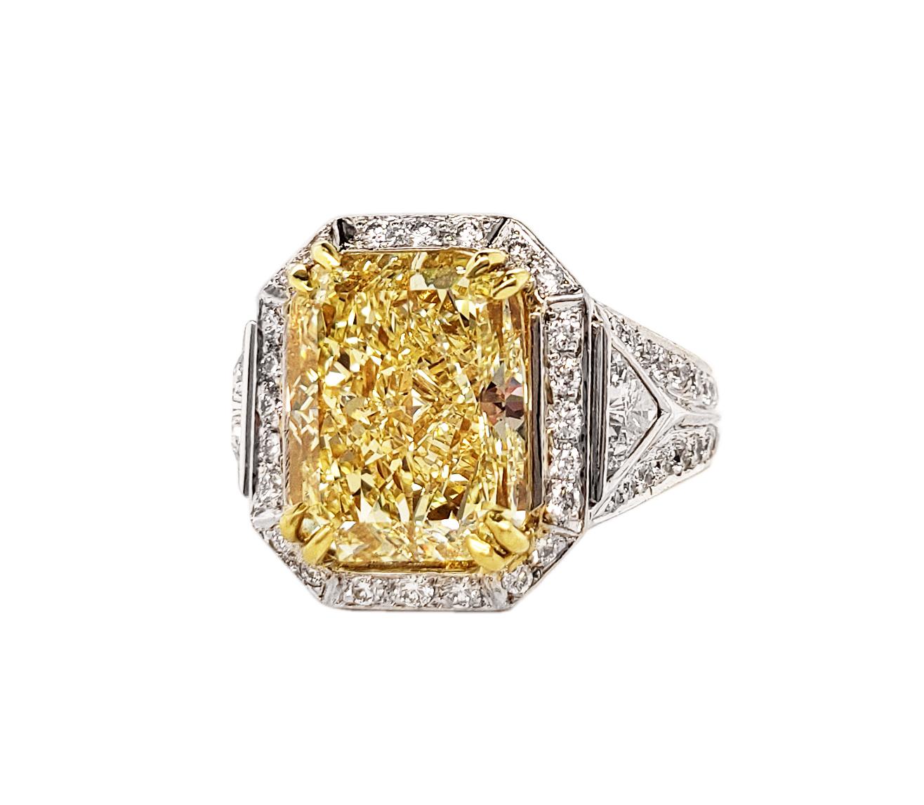 Contemporary Scarselli 6.35 Carat Fancy Yellow Radiant Diamond Ring in Platinum GIA Certified