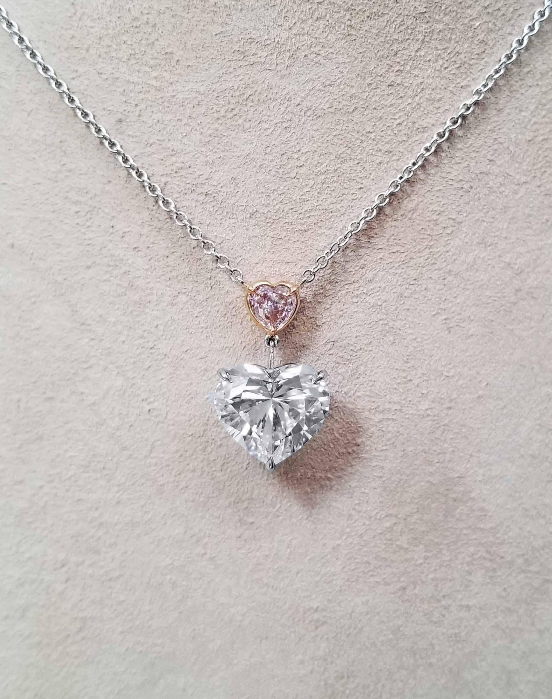 Women's SCARSELLI 7 Carat White Heart Diamond Necklace GIA Certified