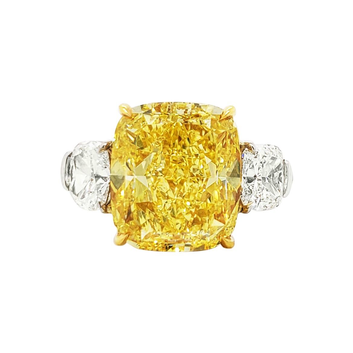 SCARSELLI 9 Carat Fancy Vivid Yellow Natural Diamond Engagement Ring GIA