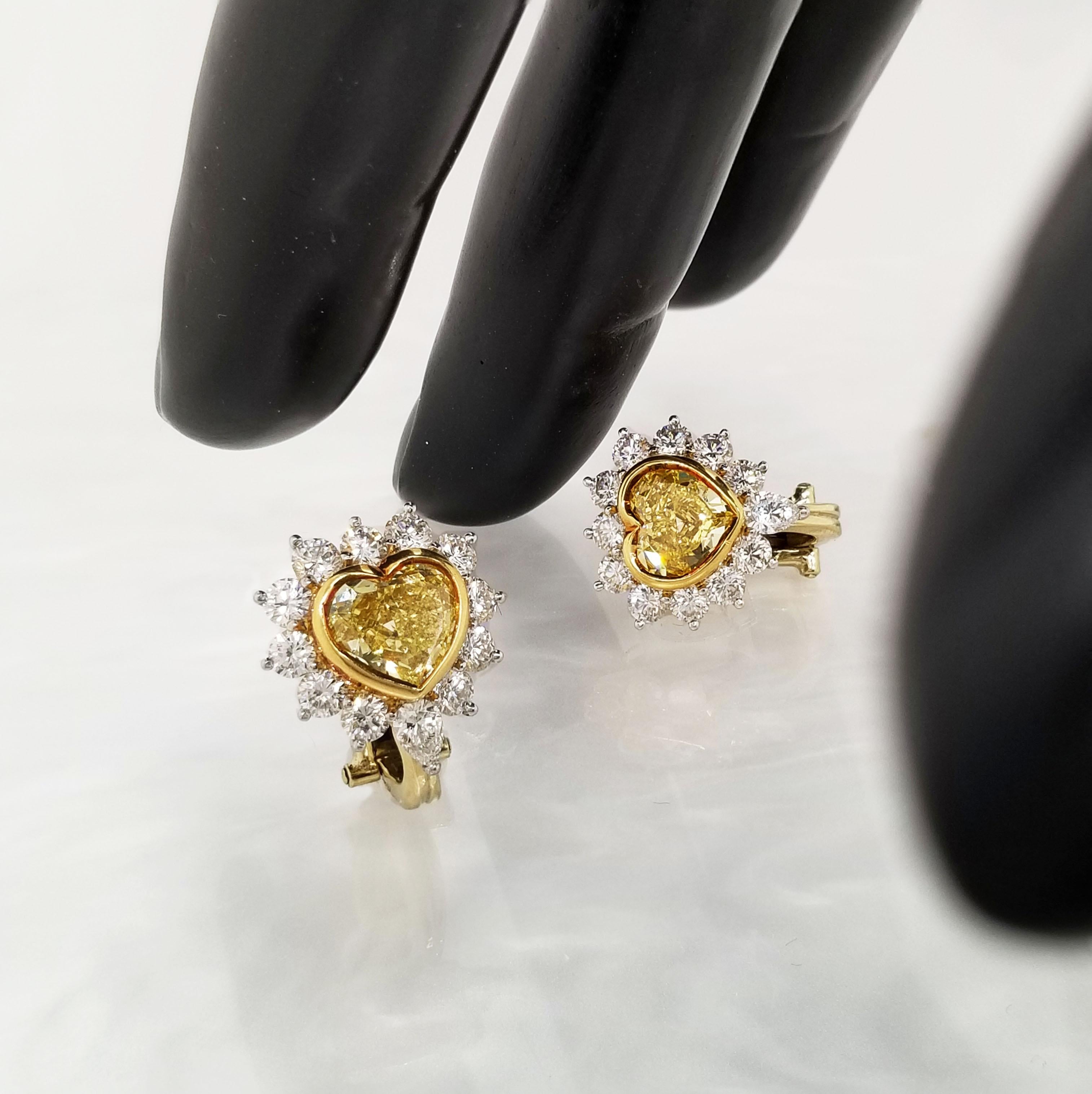 Contemporary Scarselli Clip-On Heart Shape Fancy Yellow Diamond Earrings GIA