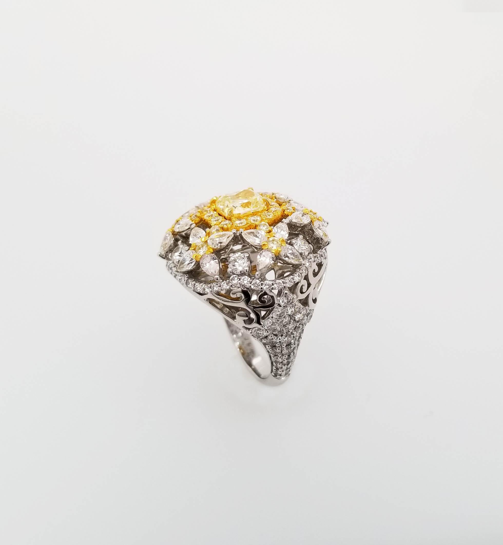 Scarselli Cocktail Ring with 1.00 Carat Fancy Yellow Radiant Diamonds GIA In New Condition In New York, NY