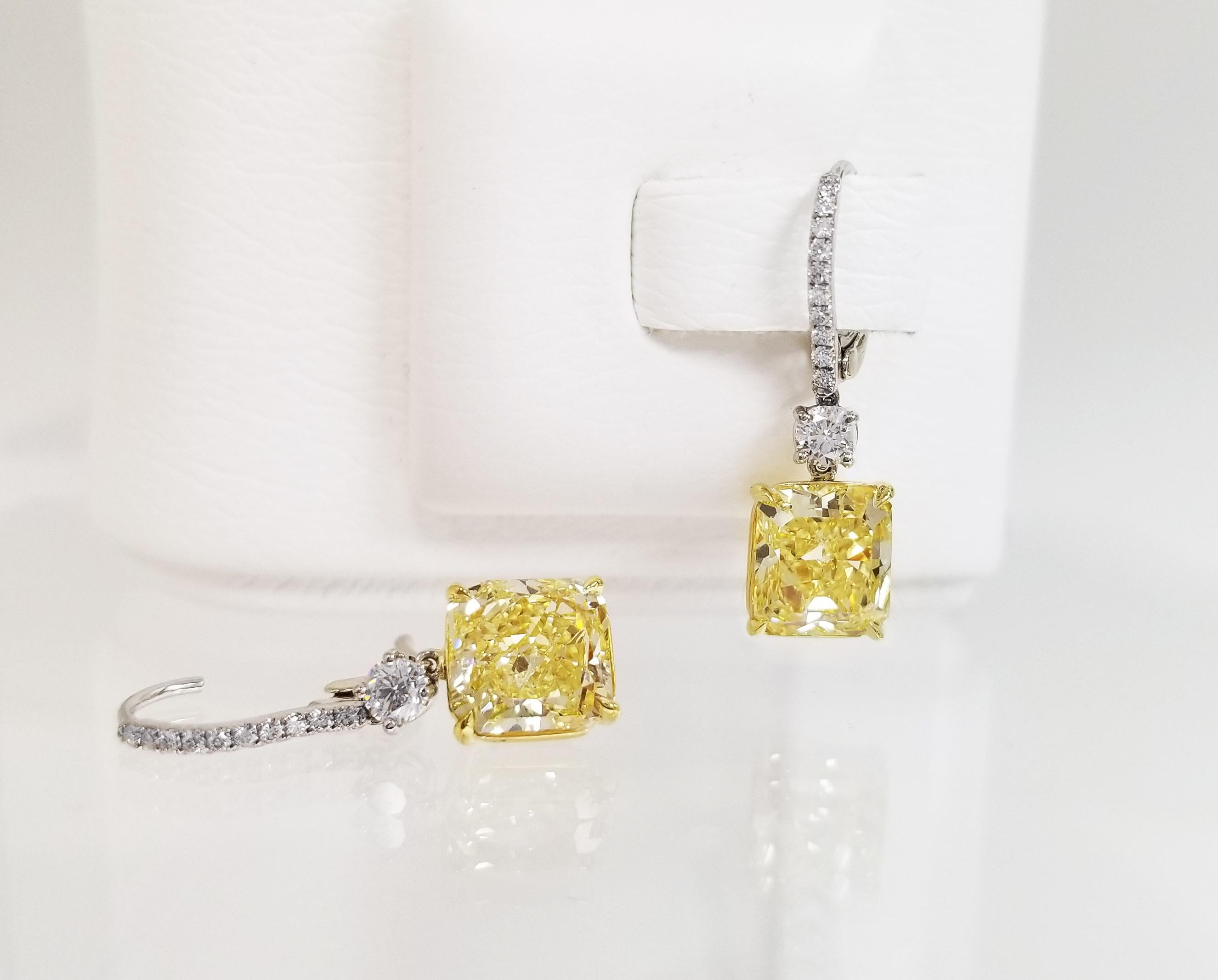 Contemporary SCARSELLI Dangle Earrings in Platinum 3 Carat Fancy Intense Yellow Each GIA