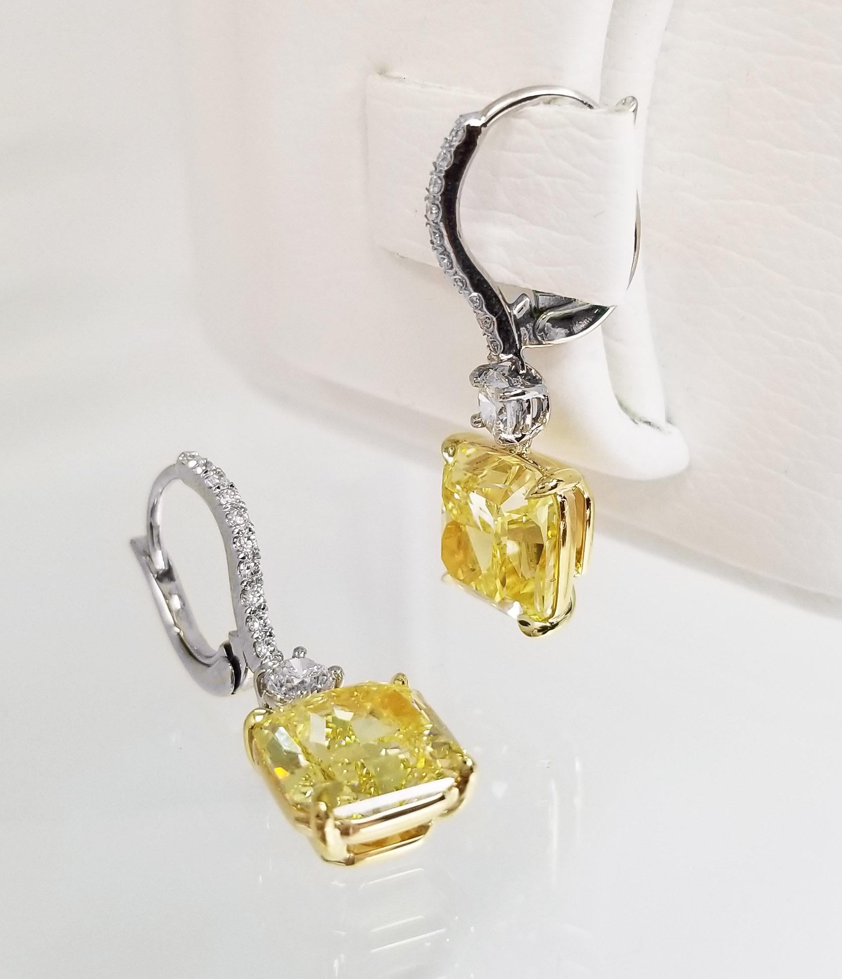 SCARSELLI Dangle Earrings in Platinum 3 Carat Fancy Intense Yellow Each GIA In New Condition In New York, NY