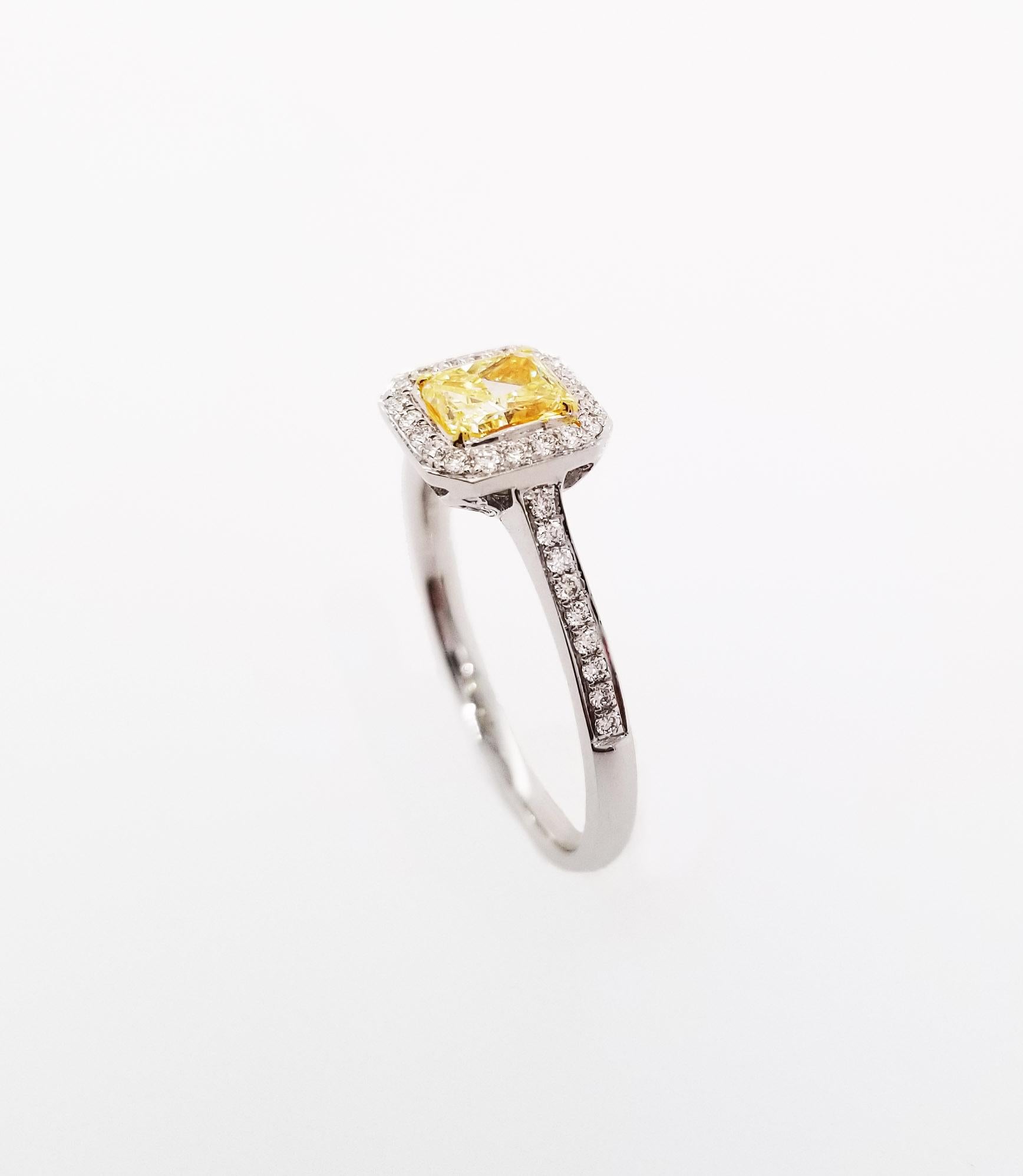 Radiant Cut SCARSELLI Engagement Ring 0.50 Carat Fancy Yellow Diamond GIA Certified