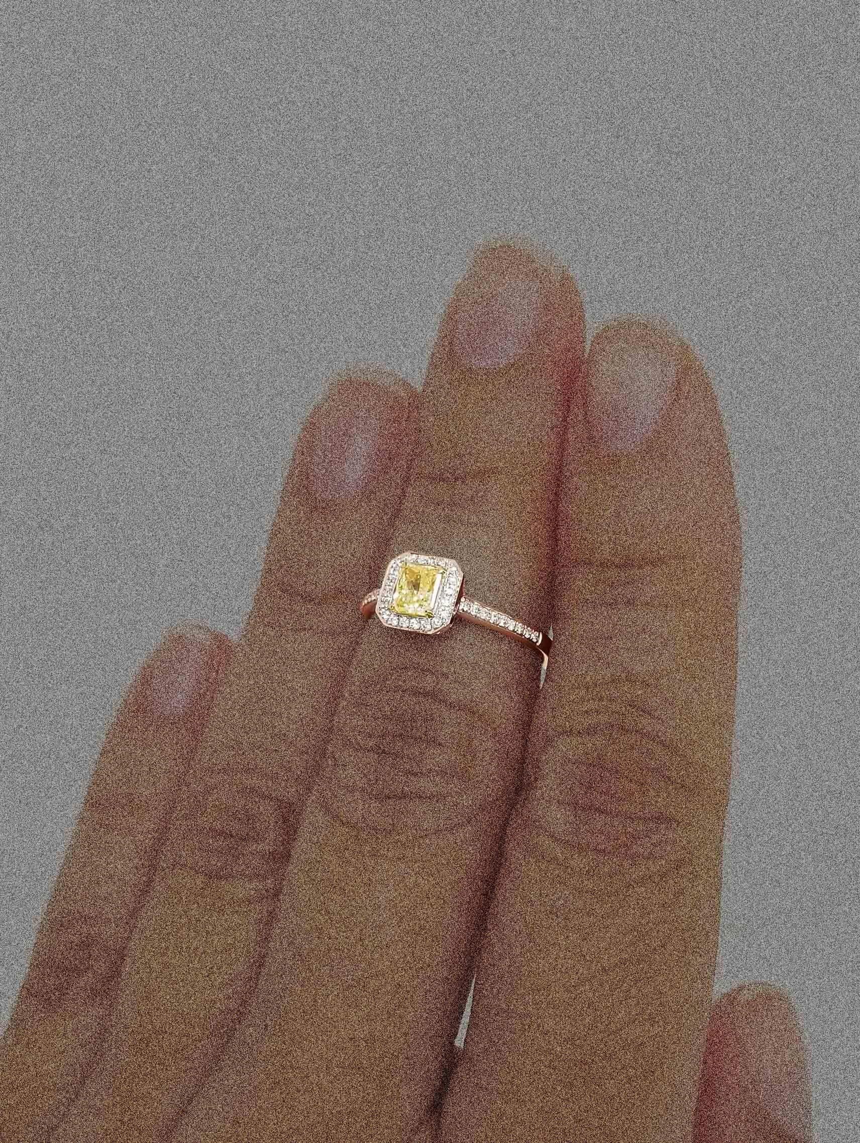 SCARSELLI Engagement Ring 0.50 Carat Fancy Yellow Diamond GIA Certified 1