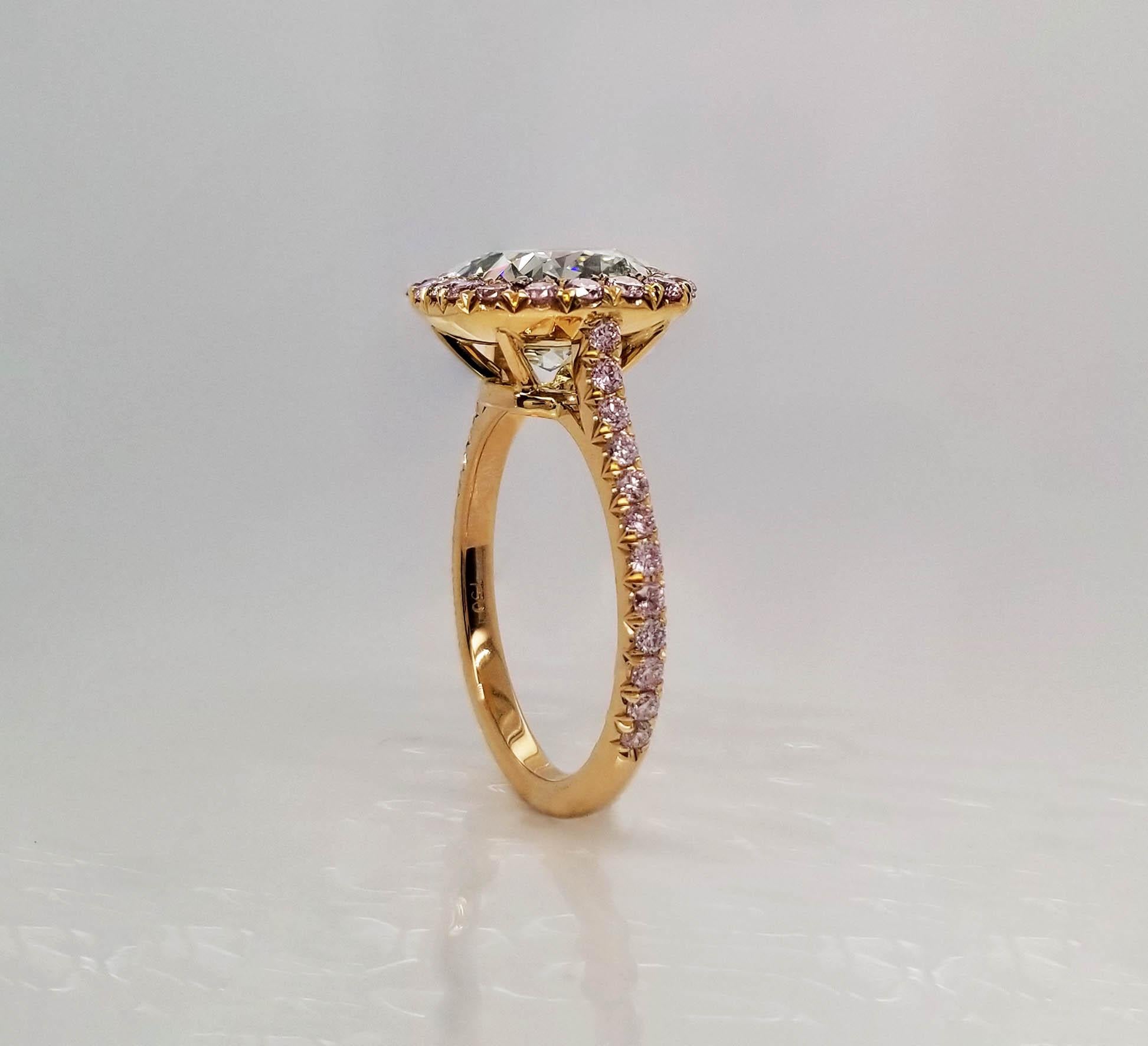 Contemporary Scarselli Fancy Intense Yellowish-Green 3 Carat Diamond Ring in 18k Gold