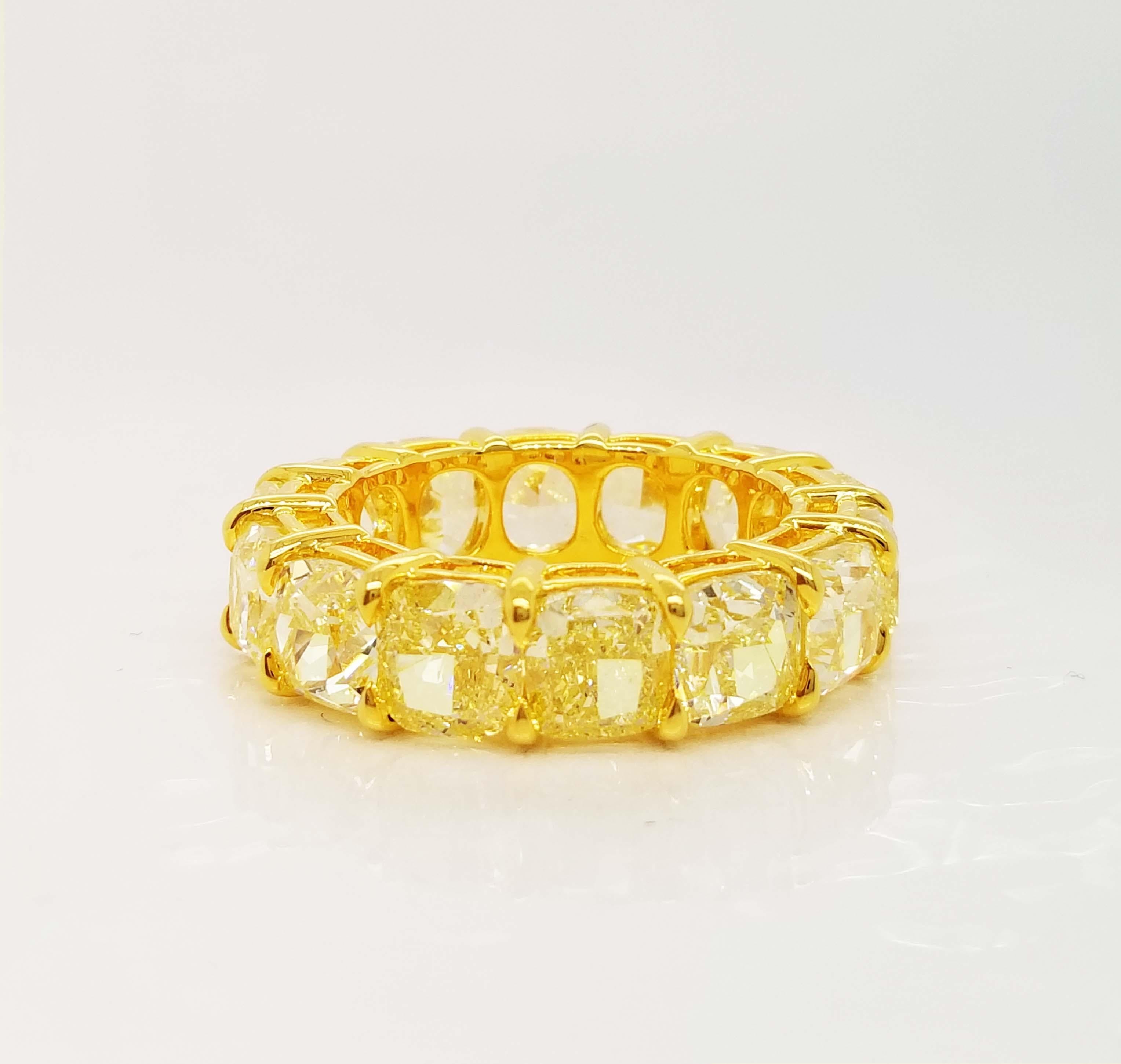 Contemporary Scarselli Fancy Yellow Cushion Diamond Eternity Band in 18k Gold, GIA Certified
