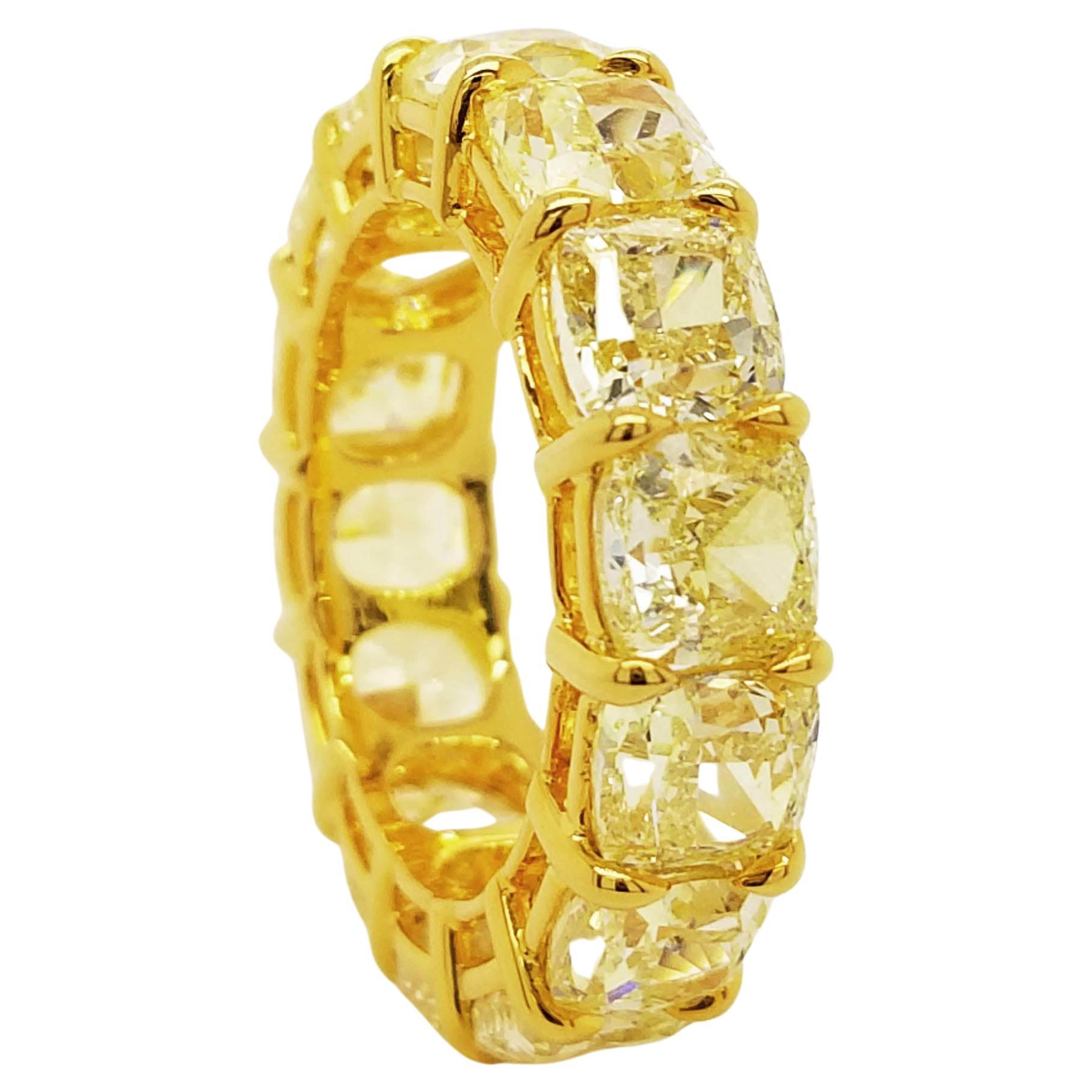Scarselli Eternity-Ring in 18 Karat Gold mit gelbem Fancy-Diamant im Kissenschliff, GIA zertifiziert