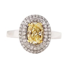 Idées cadeaux pour la fête des mères : Scarselli, diamant jaune clair fantaisie de 1,20 carat 