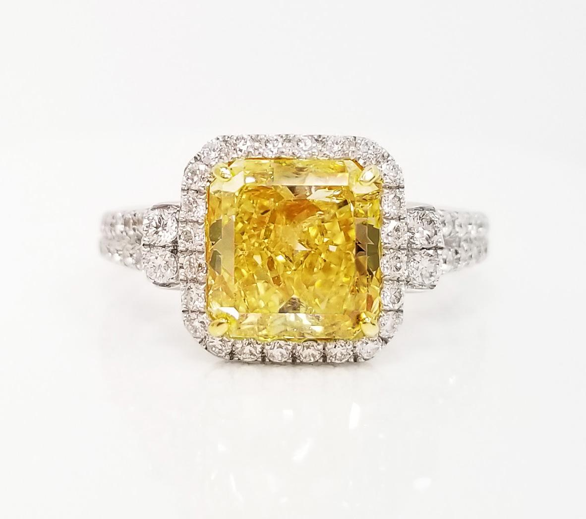 Contemporary Scarselli GIA Certified 2 Carat Fancy Intense Yellow Radiant Cut Engagement Ring