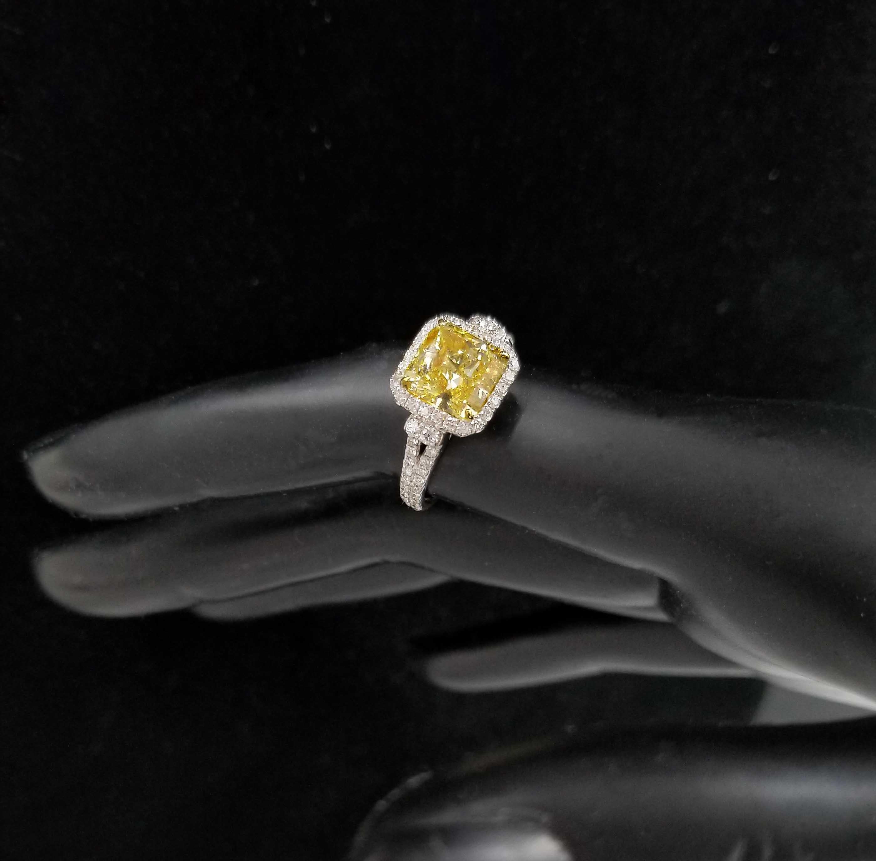 Women's or Men's Scarselli GIA Certified 2 Carat Fancy Intense Yellow Radiant Cut Engagement Ring