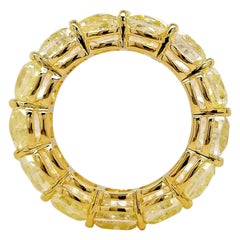 Scarselli, fascia per l'eternità con diamante giallo chiaro di fantasia certificato GIA, oro giallo 18 ct.