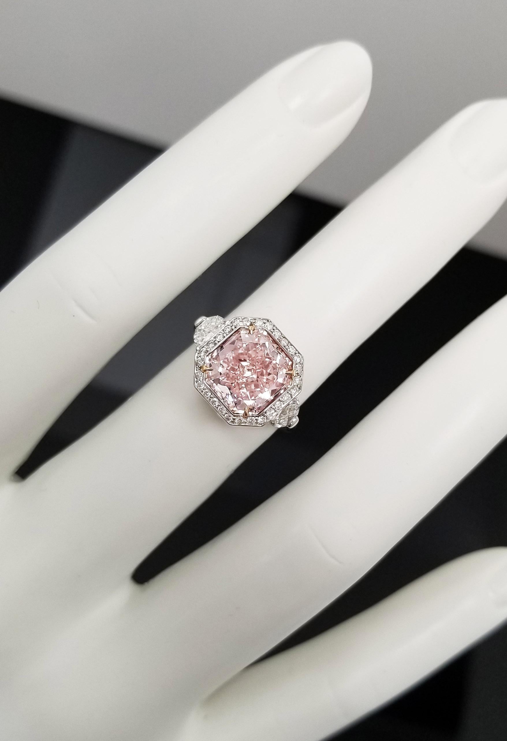 Women's or Men's Scarselli 4 Carat Fancy Light Orangey Pink Diamond Ring