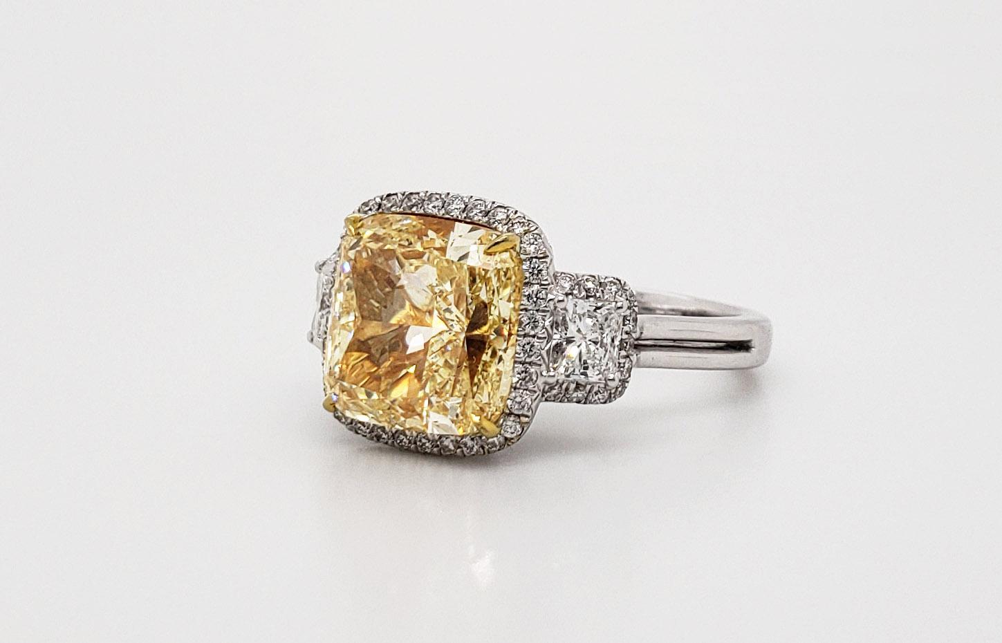 Contemporary Scarselli Six Carat Fancy Yellow Cushion Cut Diamond Ring in Platinum, GIA For Sale