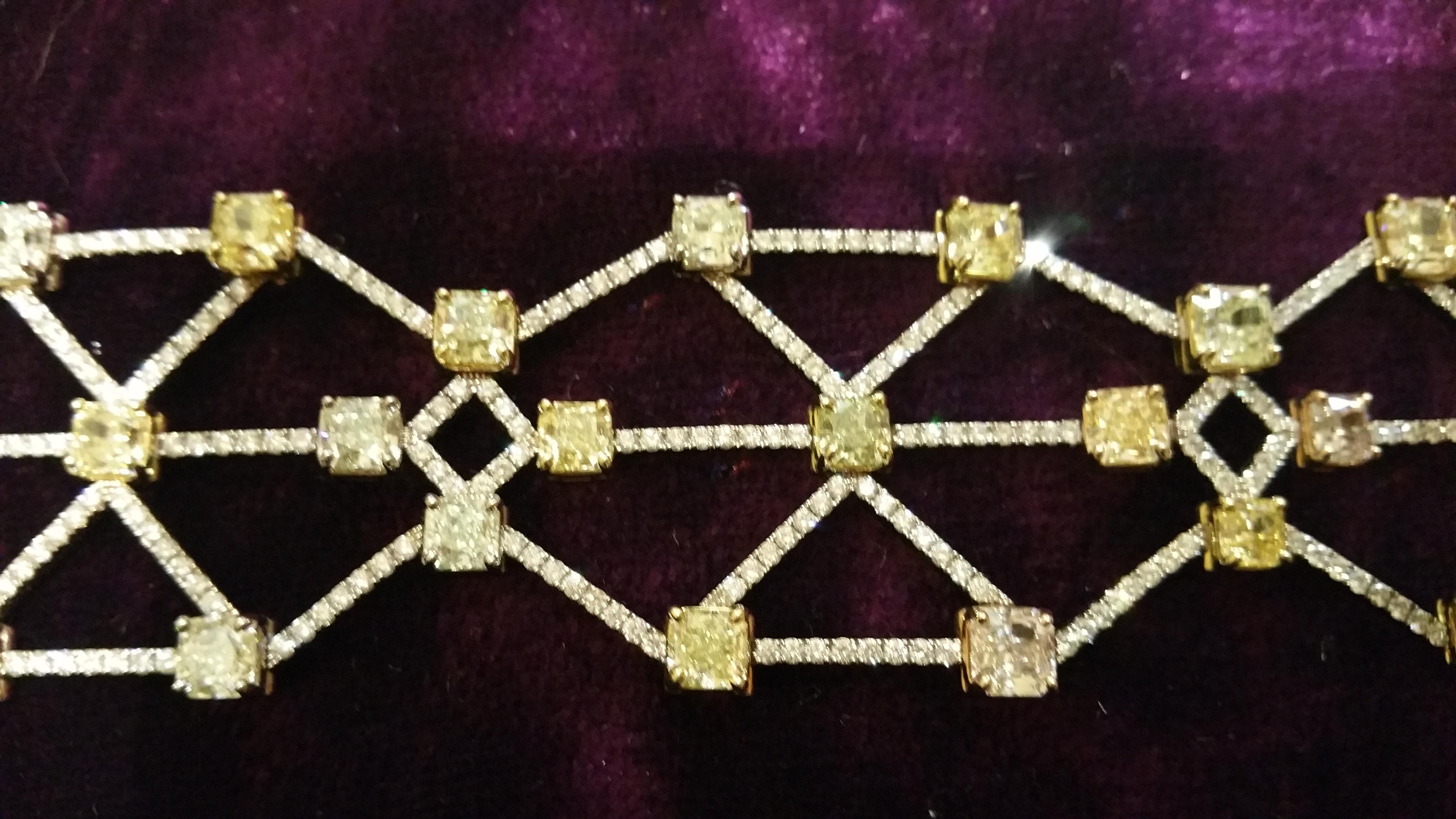 Contemporary Scarselli Yellow Diamond Line Bracelet 26.75 Carat