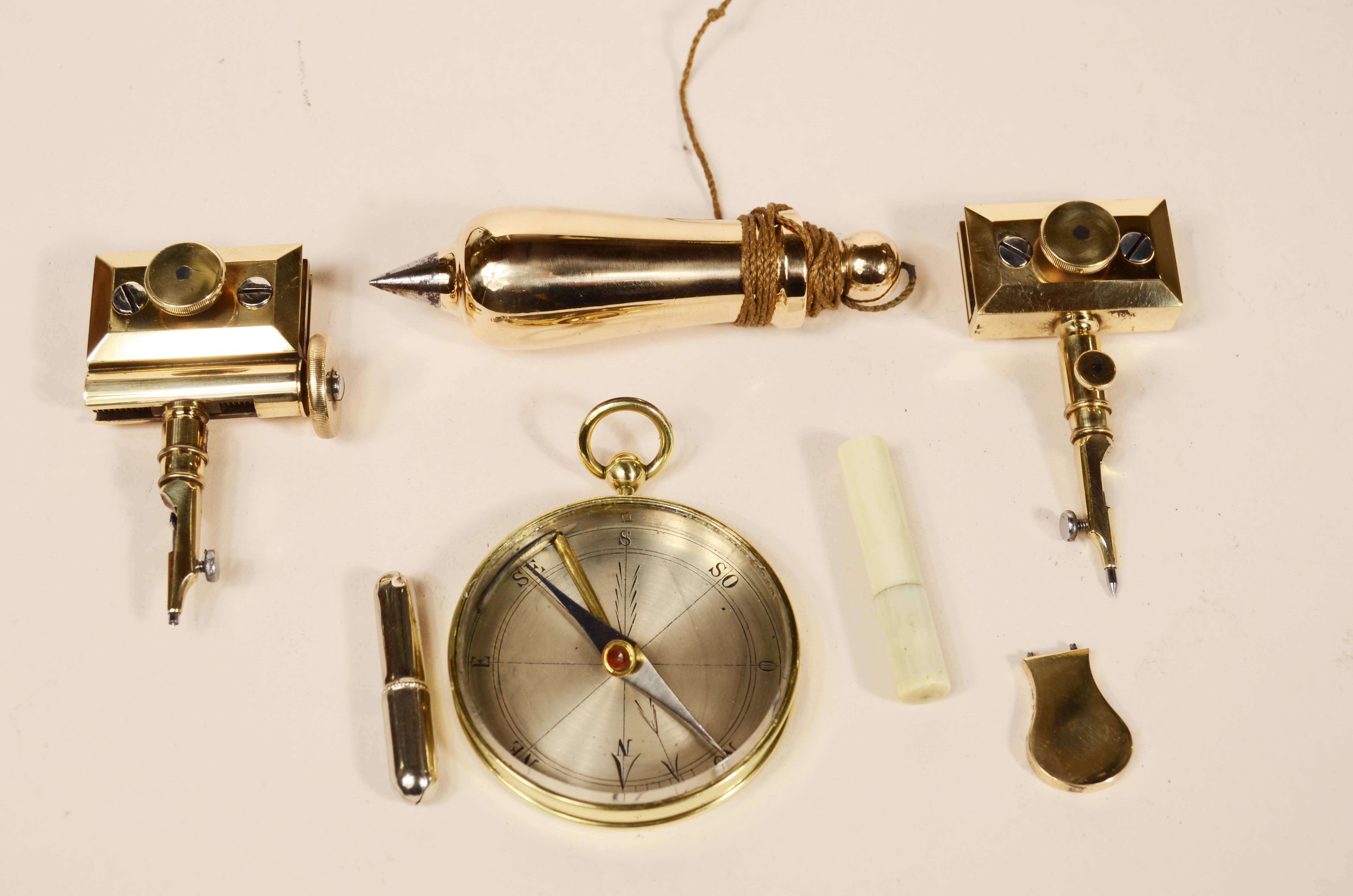 Coffret de boussoles en bois avec placage de palissandre vers 1870 en vente 9