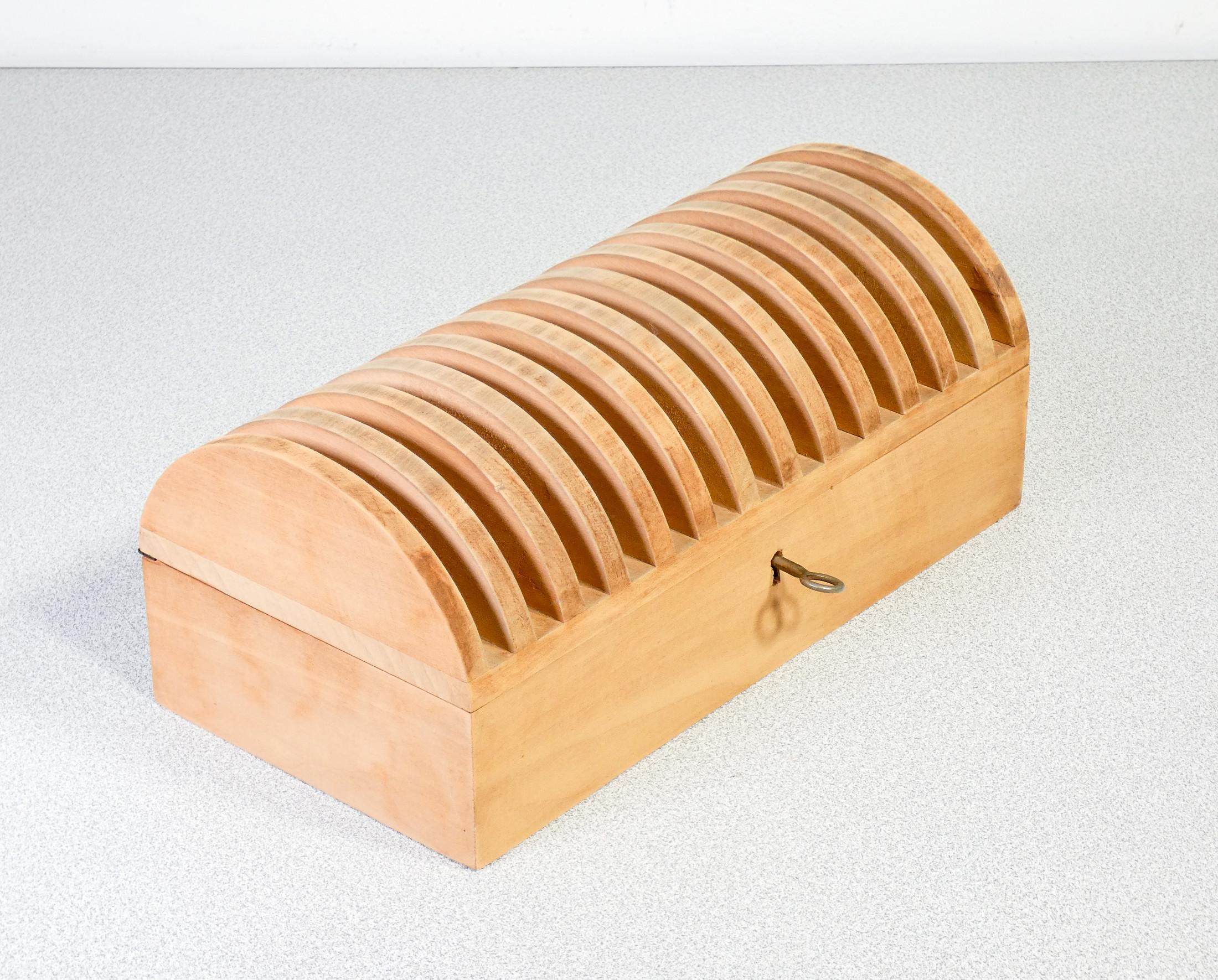 Late 20th Century Scatola in legno design Mario CEROLI mod. Annabella EAD. italia, Anni 70