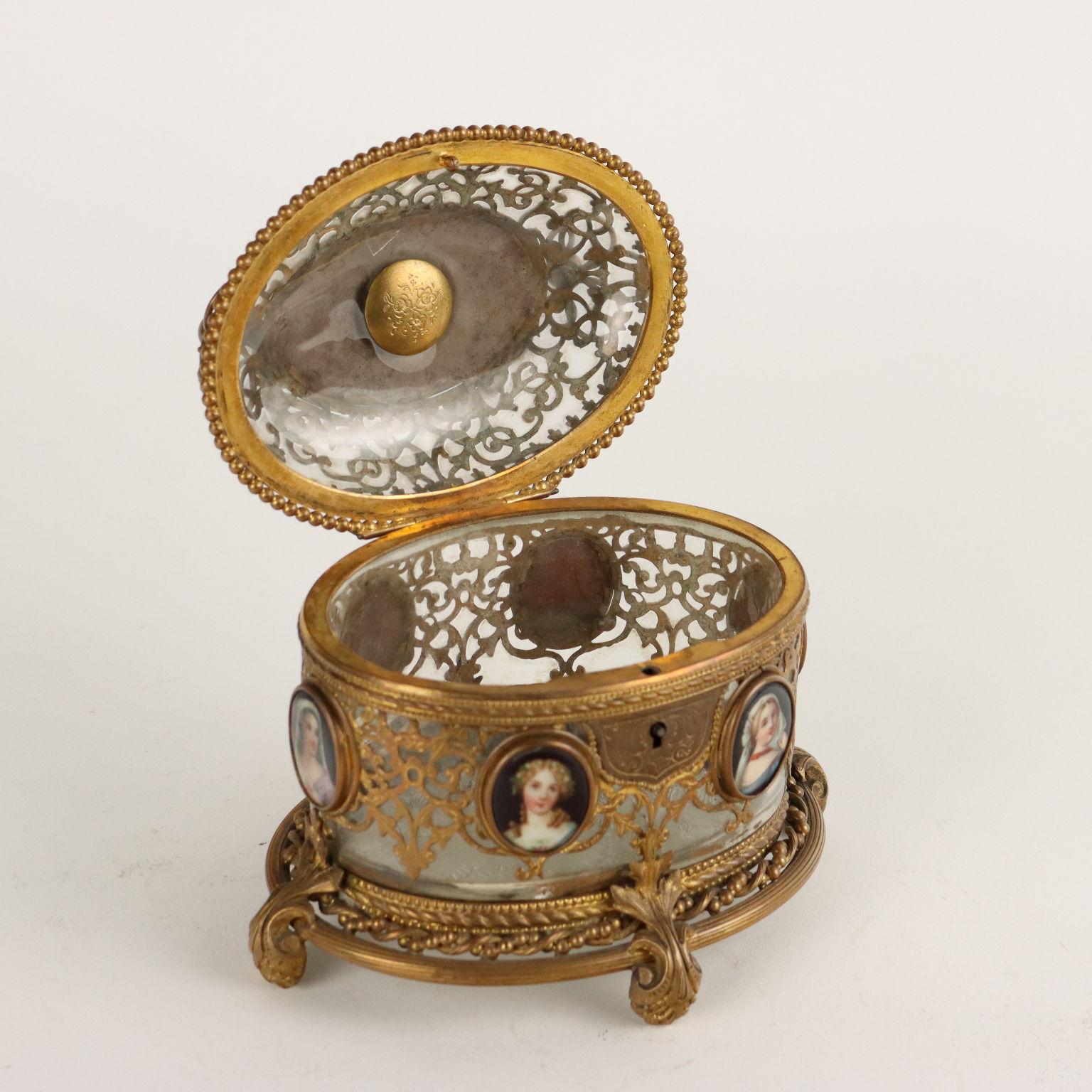 Bronze Glass and Porcelain Jewelry Box with Paintings France 19th century For Sale 3