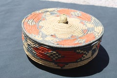 Sardinian decorated Straw jewelry box 1930 Sardinian Art Nouveau lid