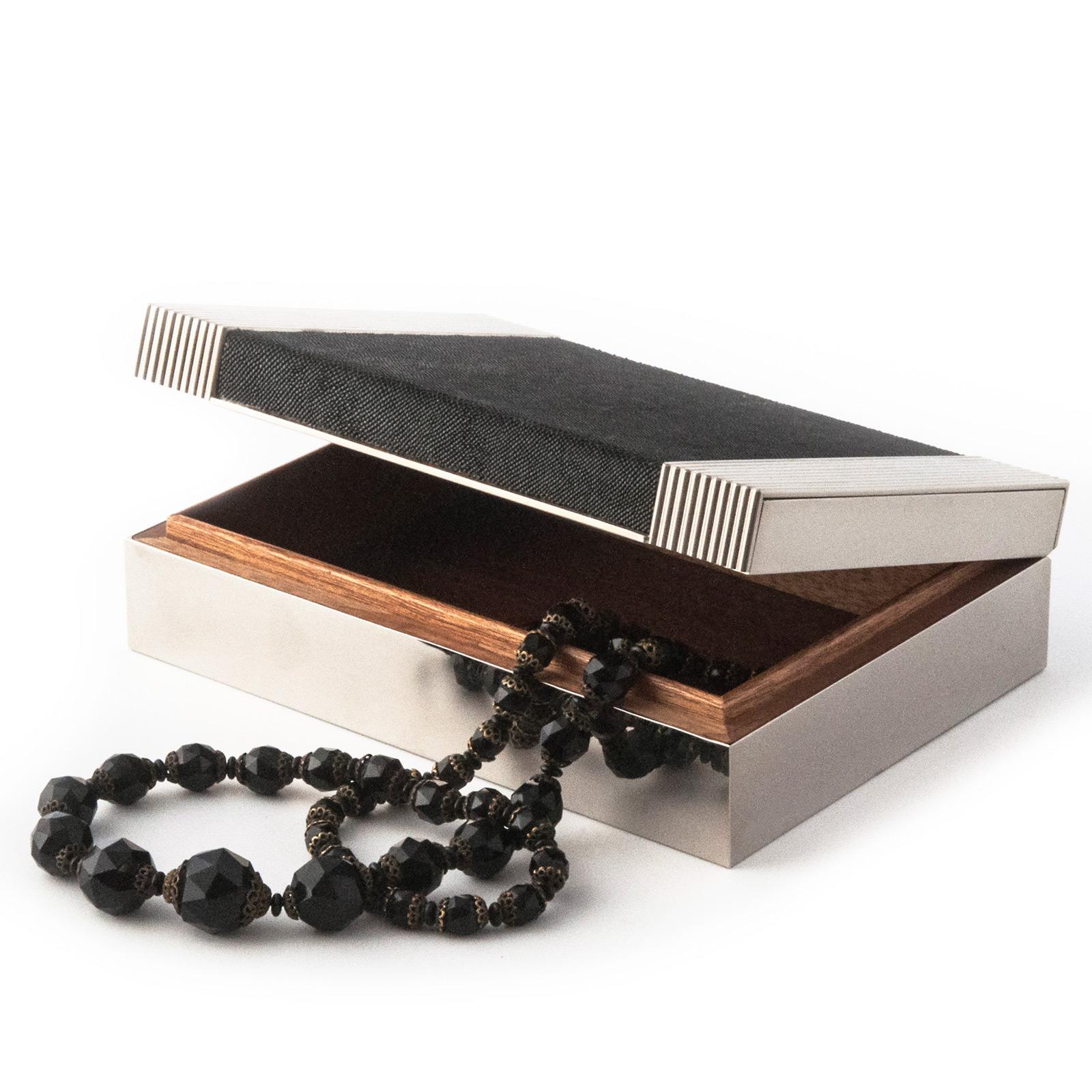 Modern JEWELLERY BOX  shark leather black color modern design  For Sale