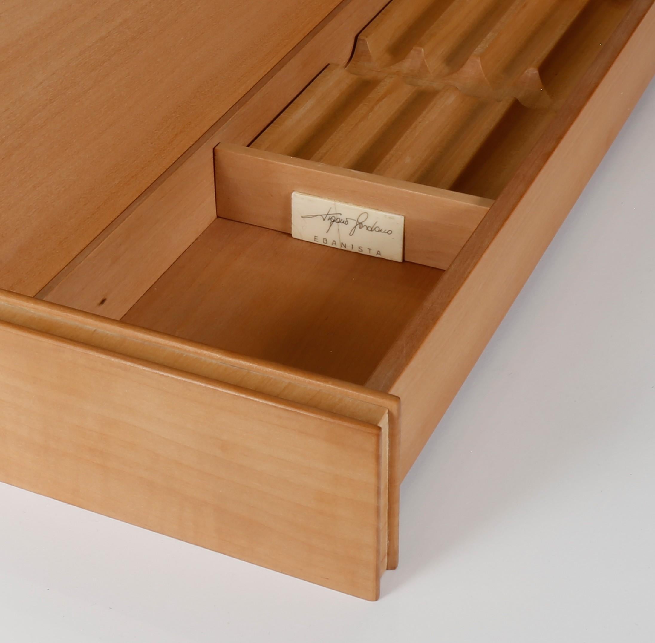 Minimal design pear wood desk pen box Giordano Viganò In New Condition For Sale In Novedrate, IT