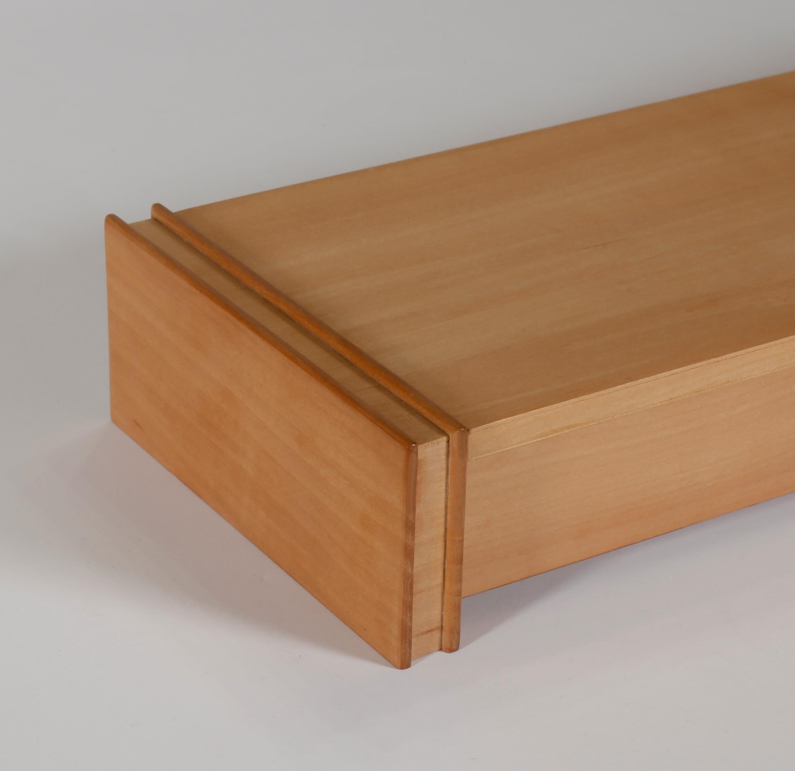 Pearwood Minimal design pear wood desk pen box Giordano Viganò For Sale