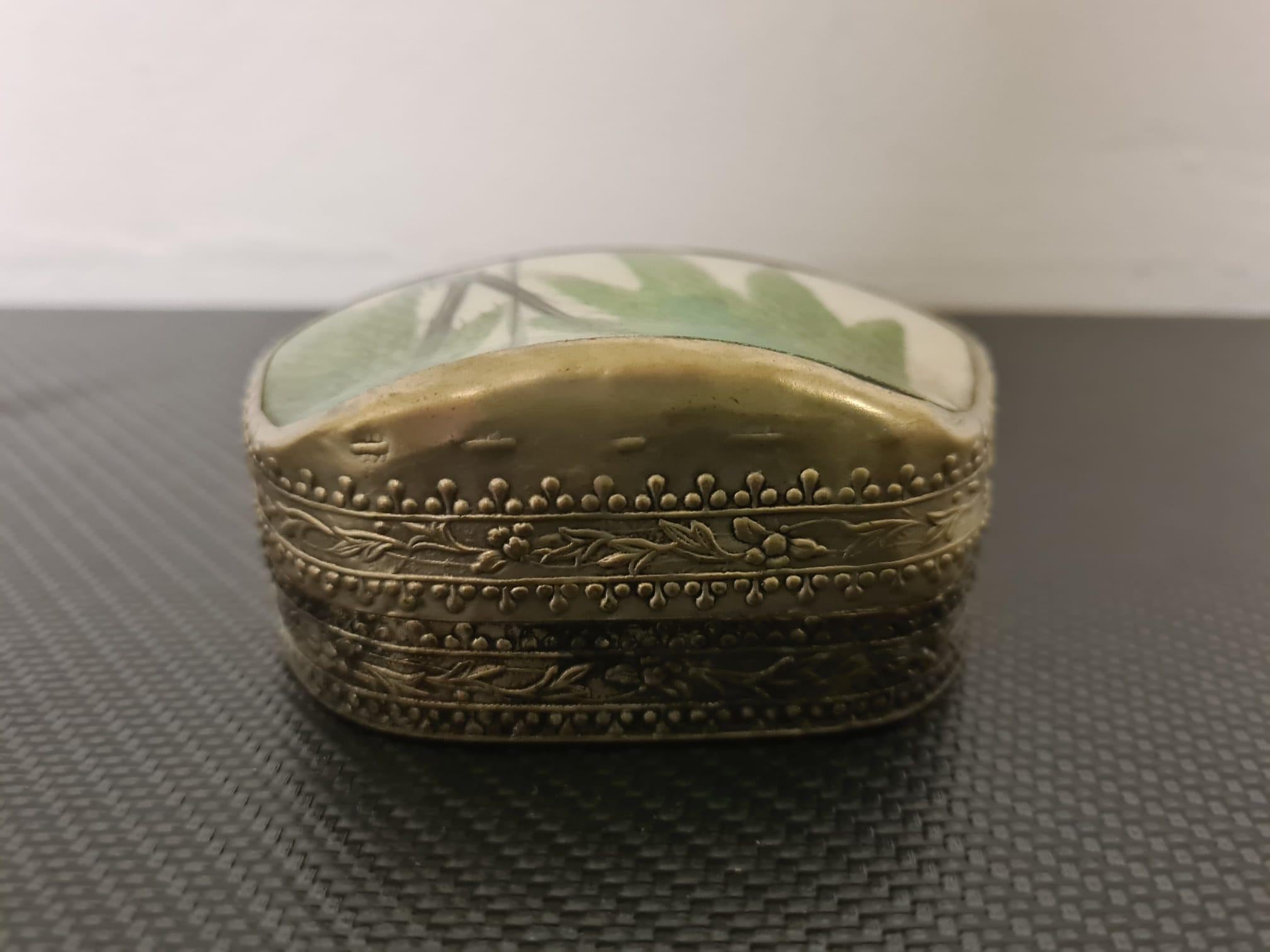 Chinese box For Sale 1