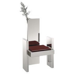 Silla Carroñera de Acero Inoxidable Asiento Marrón y Escultura de Resina by Roham Shamekh