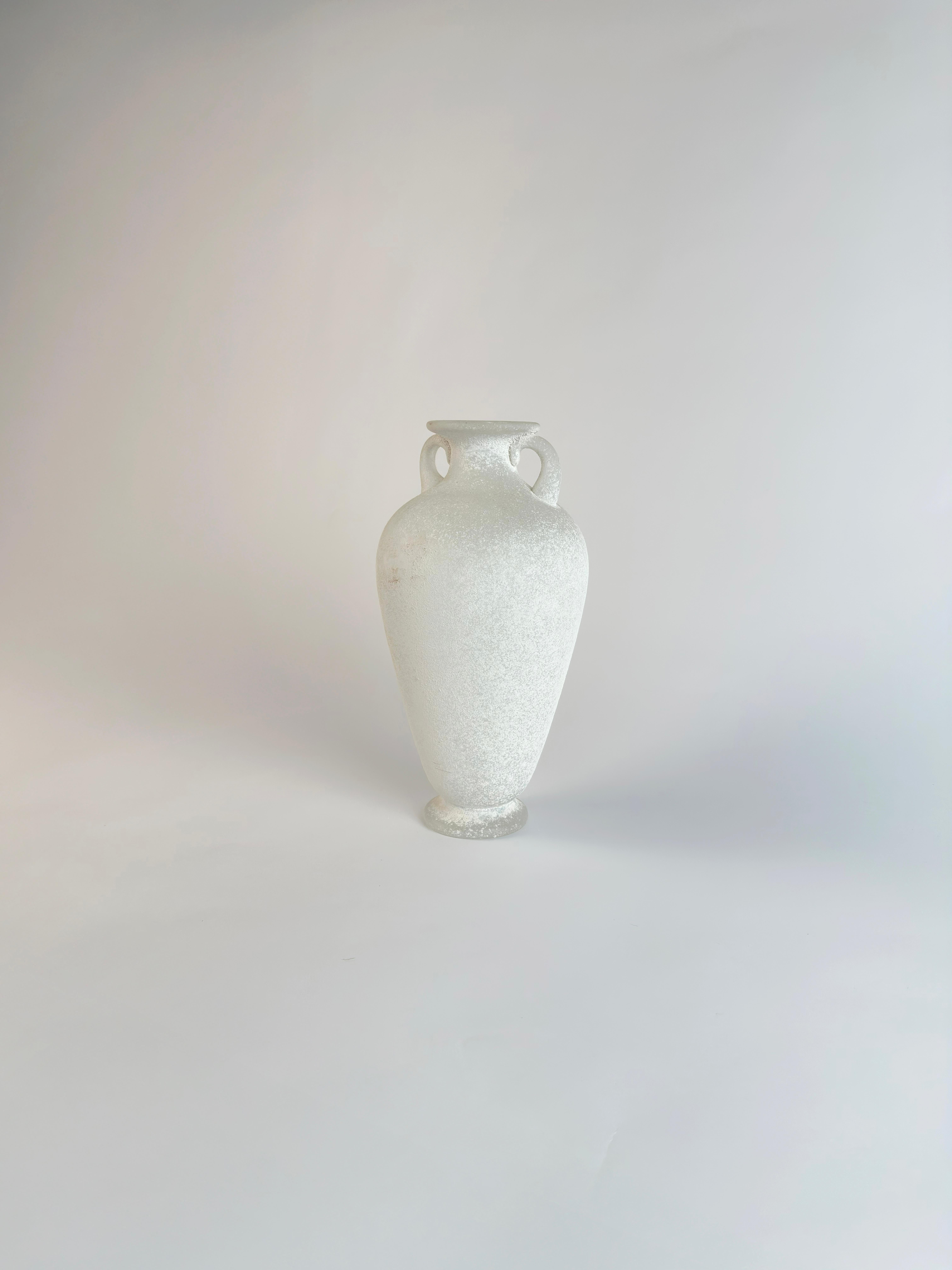 Greco Roman White Scavo Murano Glass Amphora Vase by Seguso, Karl Springer attributed For Sale