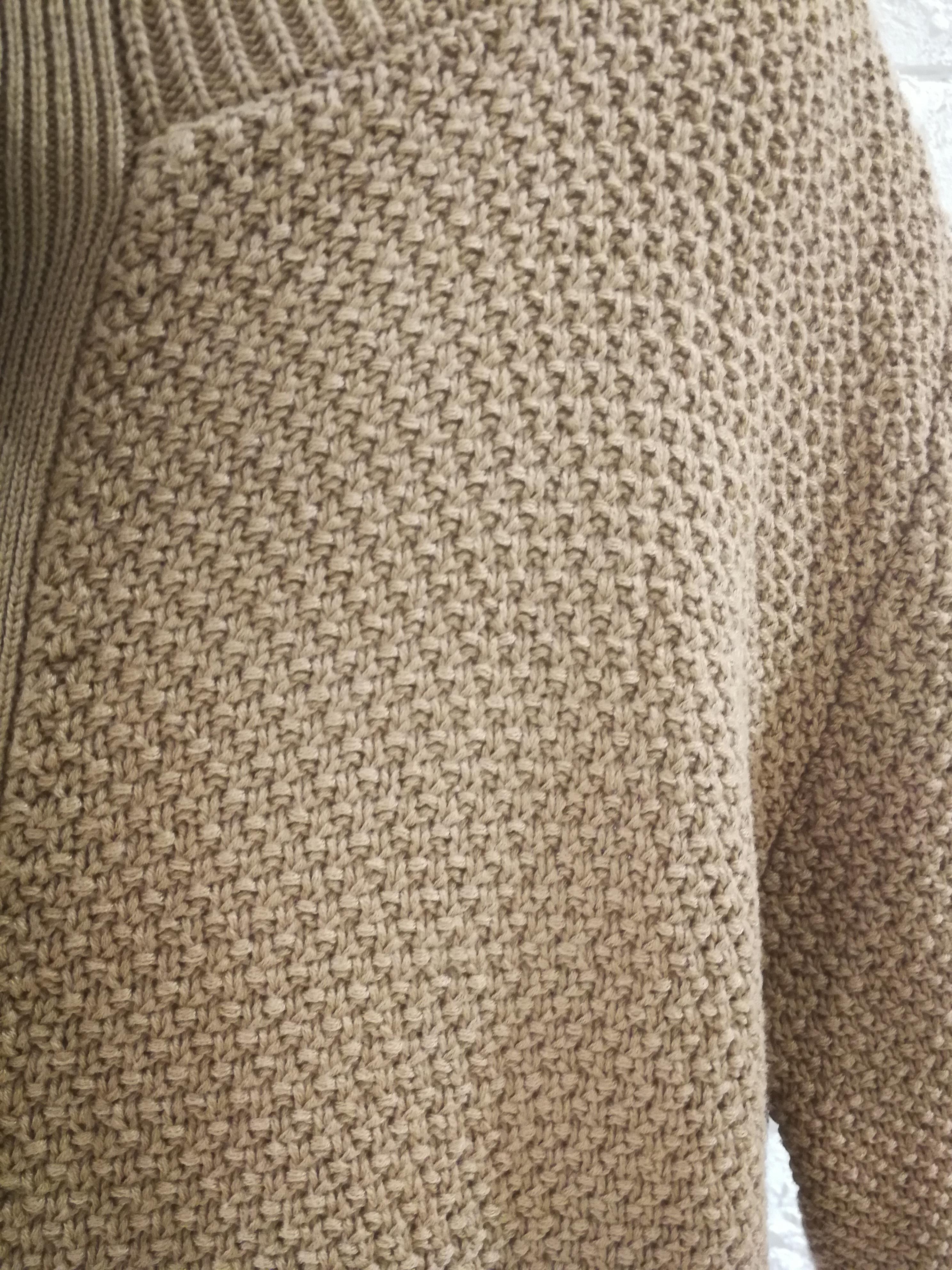 Women's Scee Light Brown Sweater NWOT